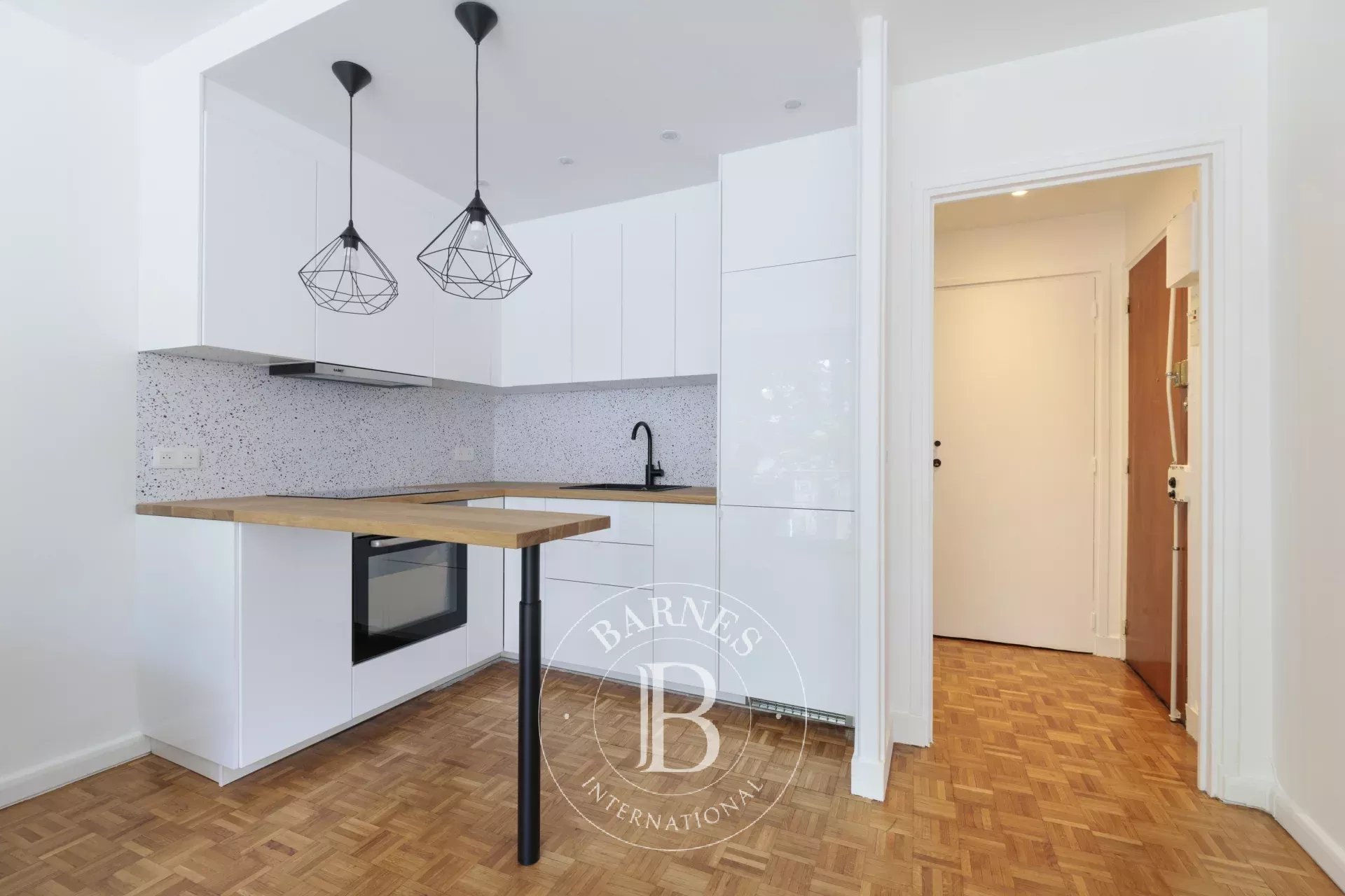 Apartment Paris 75016  -  ref 87116684 (picture 3)