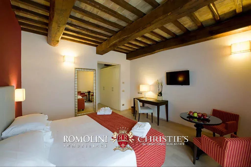 52 Bedroom Villa/Townhouse's Image 70