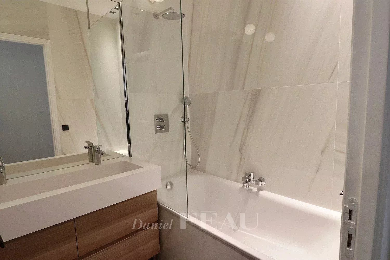 Rental Apartment Paris 8th