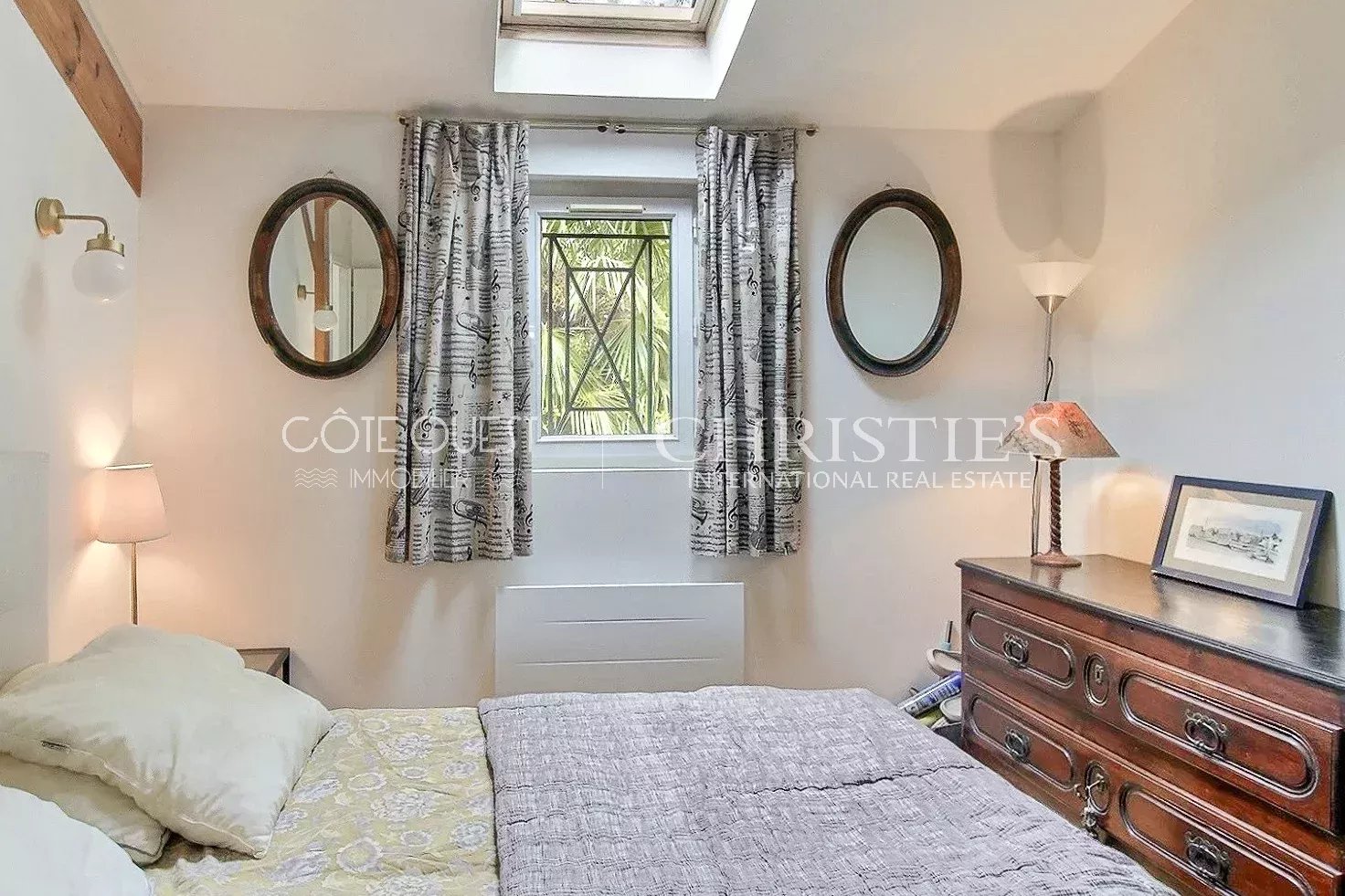 6 Bedroom Villa/Townhouse's Image 14