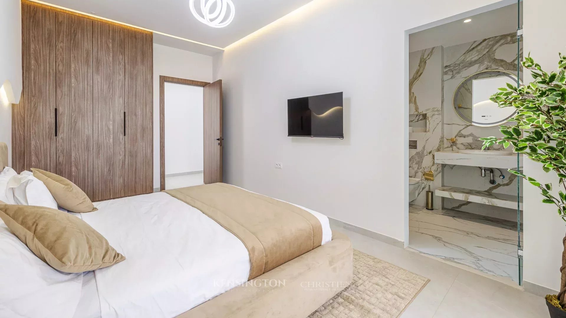 4 Bedroom Villa/Townhouse's Image 25