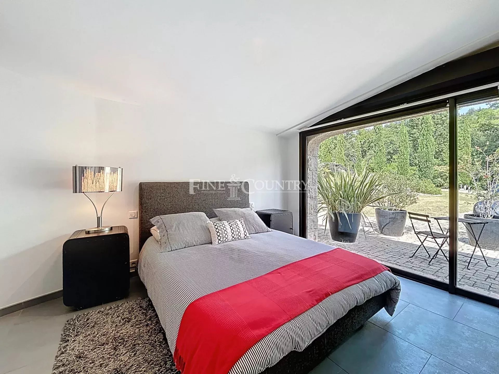 Photo of Stonevilla for sale in Fayence with swimming pool and great views