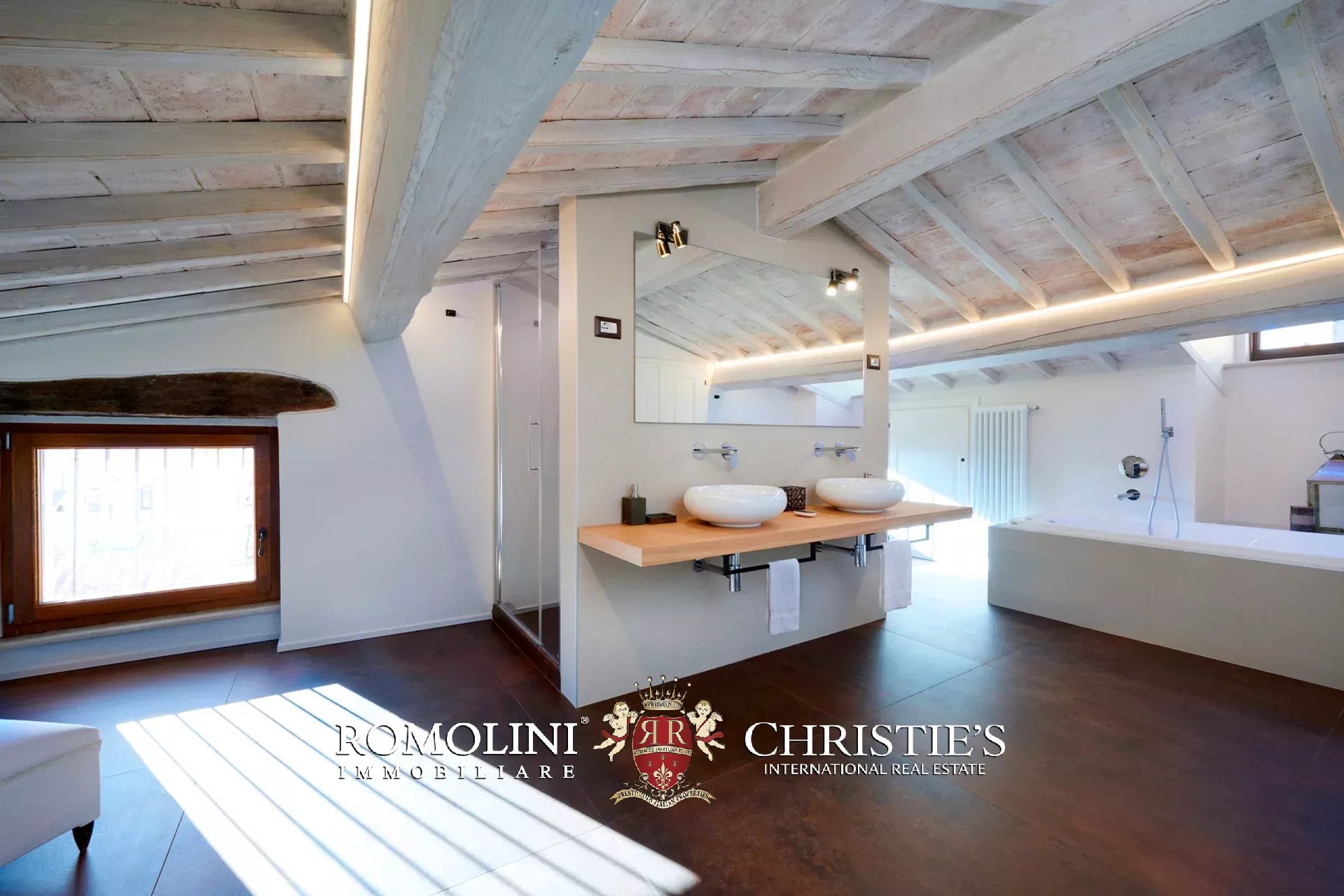 3 Bedroom Apartment/Flat's Image 32