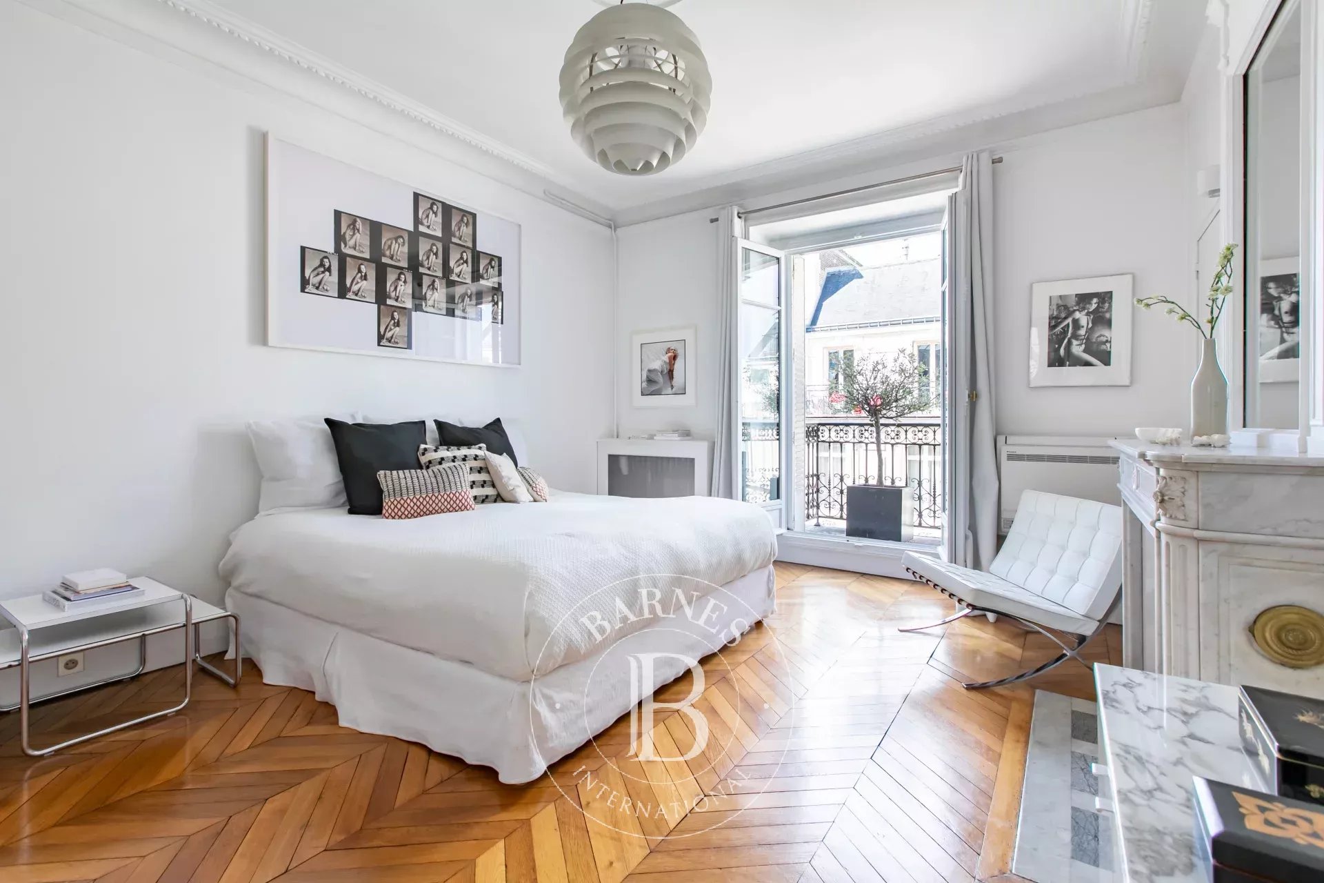 Daire Paris 8ème - picture 7