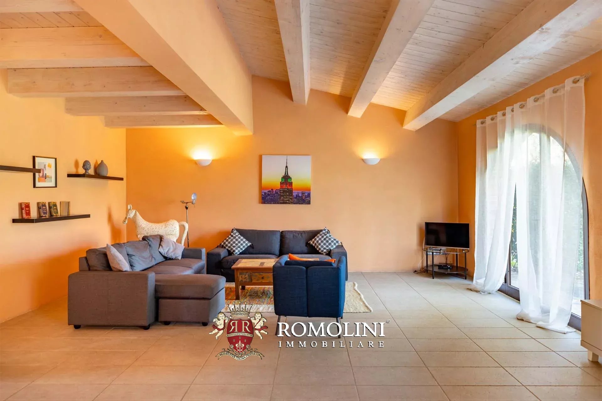 LUXUSANLAGE MIT 19 WOHNUNGEN IN DER TOSKANA, VAL D'ORCIA