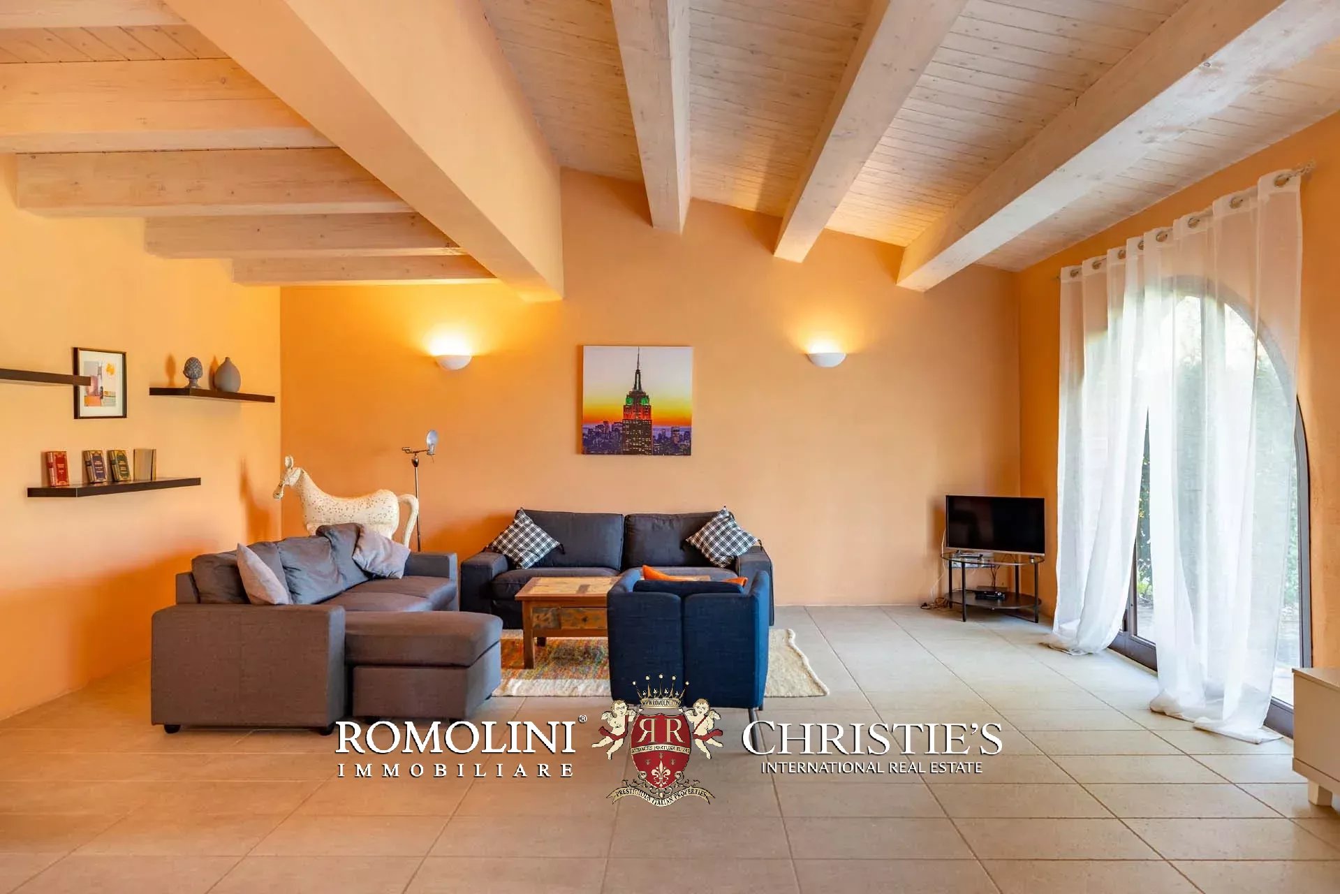 LUXUSANLAGE MIT 19 WOHNUNGEN IN DER TOSKANA, VAL D'ORCIA