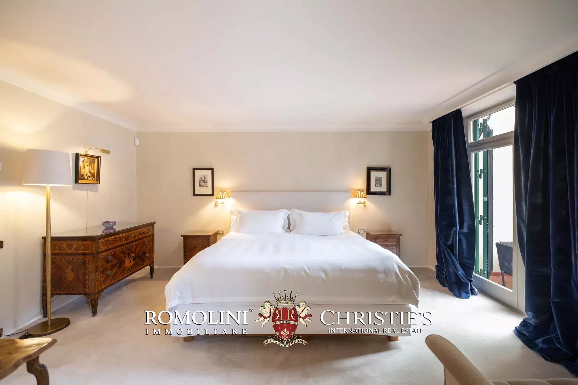 16 Bedroom Villa/Townhouse's Image 38
