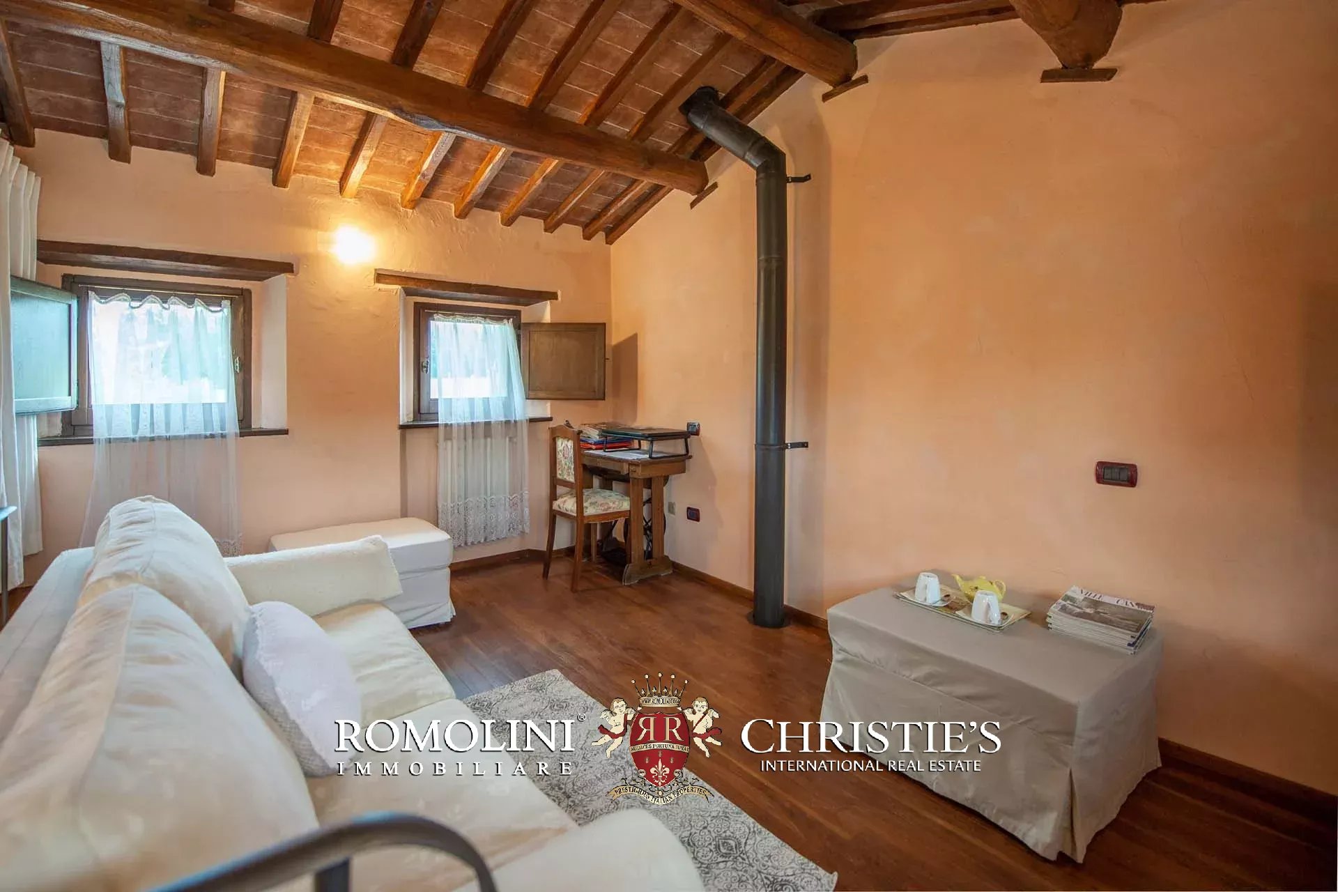 7 Bedroom Villa/Townhouse's Image 96