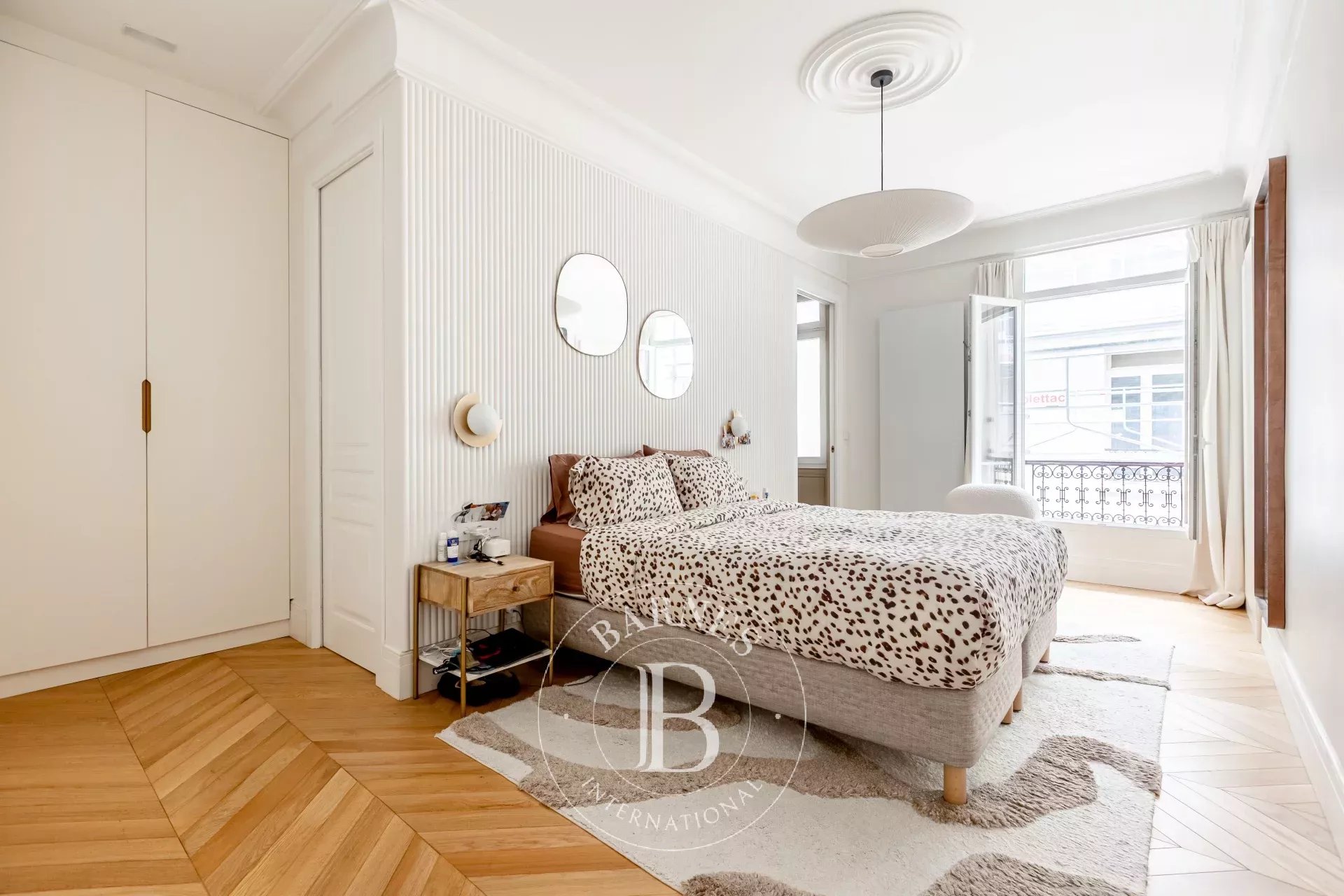 Daire Paris 8ème - picture 7