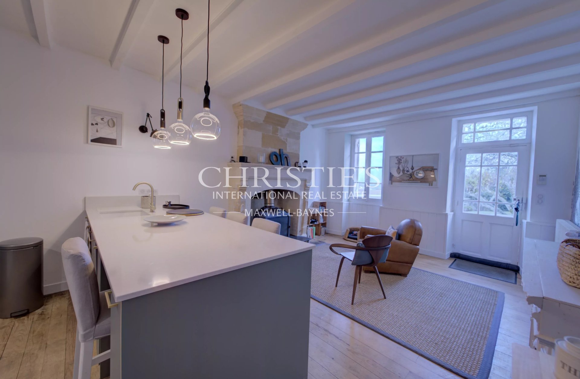 7 Bedroom Villa/Townhouse's Image 5