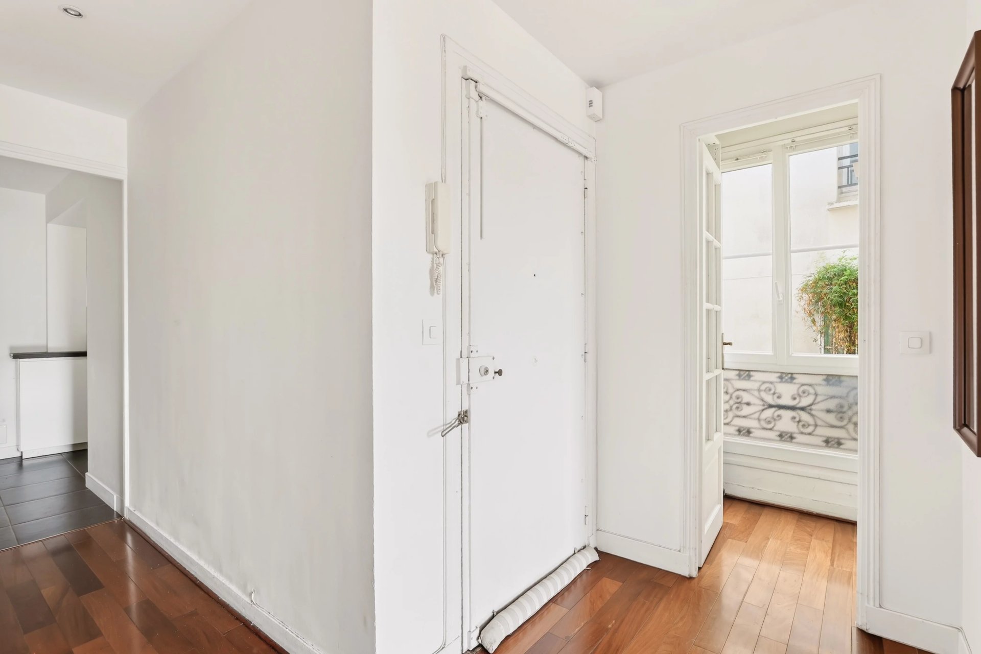 2 Bedroom Apartment/Flat's Image 7