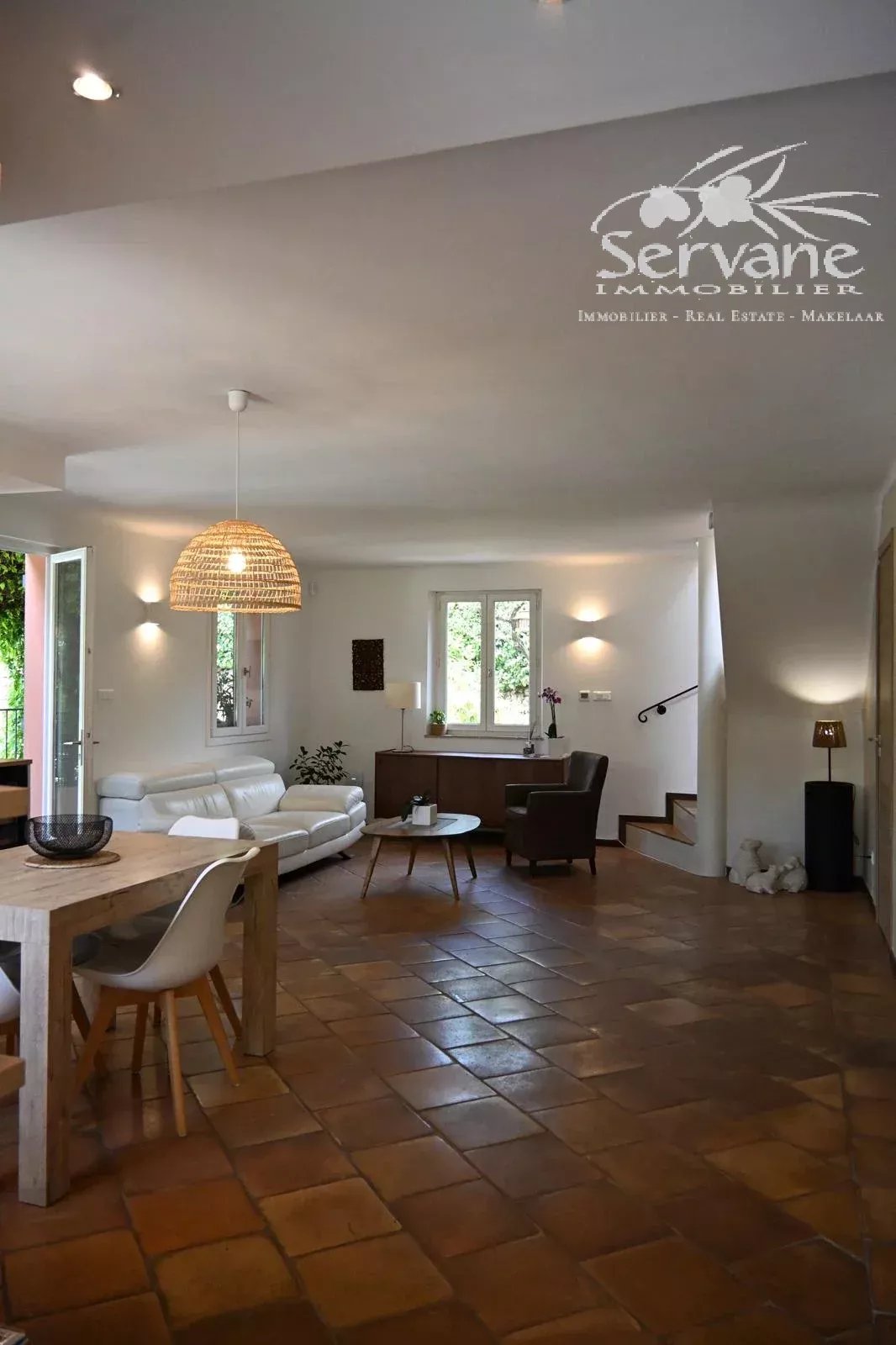 COTIGNAC CHARMING HOUSE WITH INDEPENDANT APARTMENT