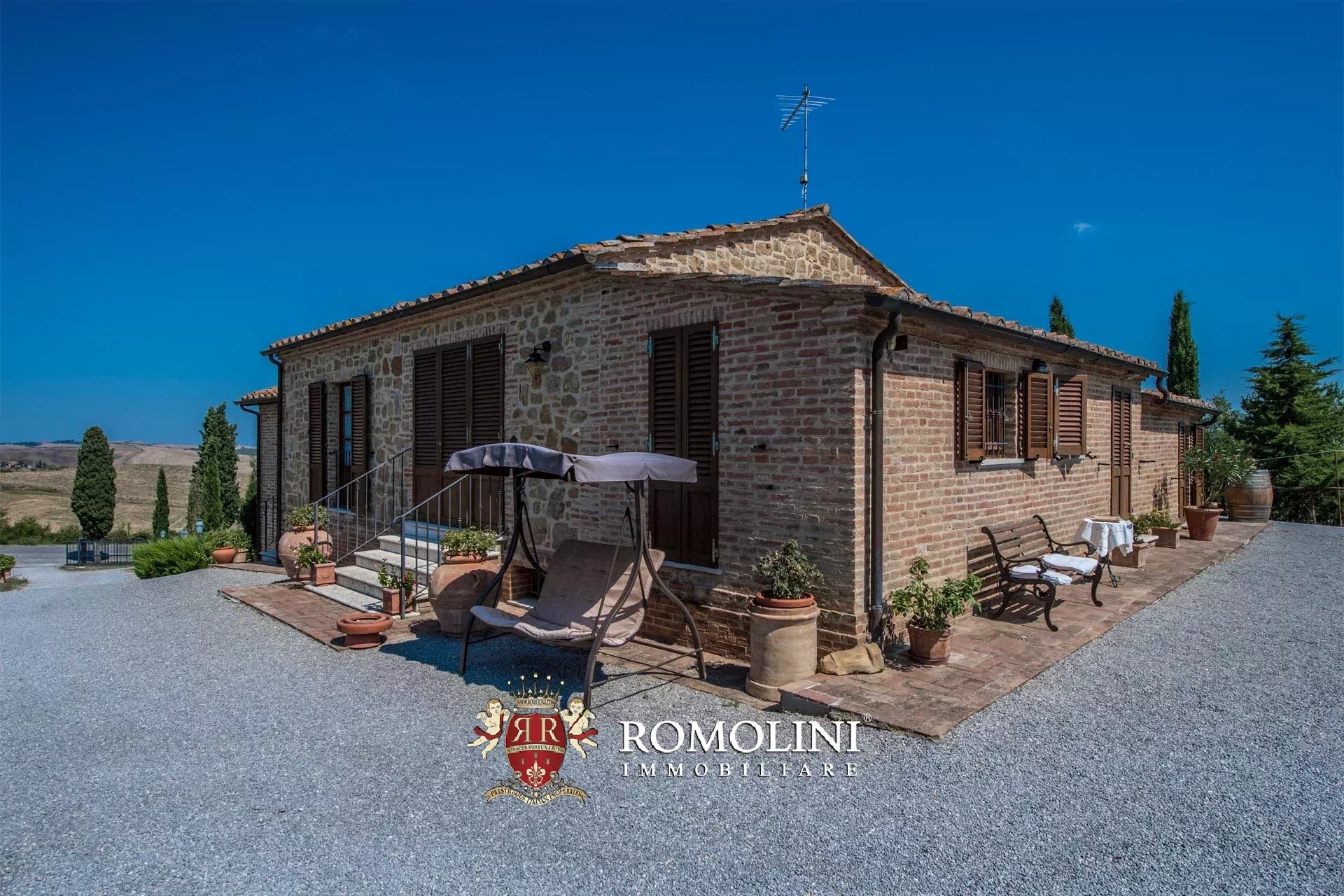 9 Bedroom Villa/Townhouse's Image 32