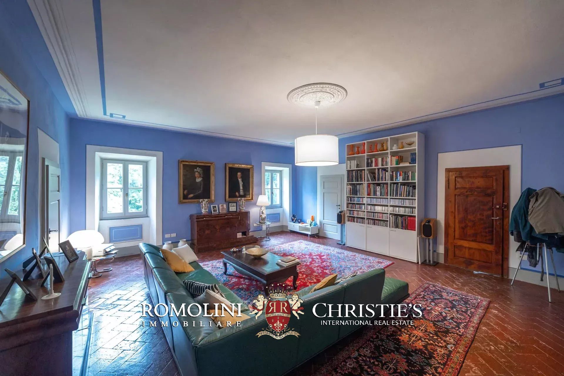 11 Bedroom Villa/Townhouse's Image 77