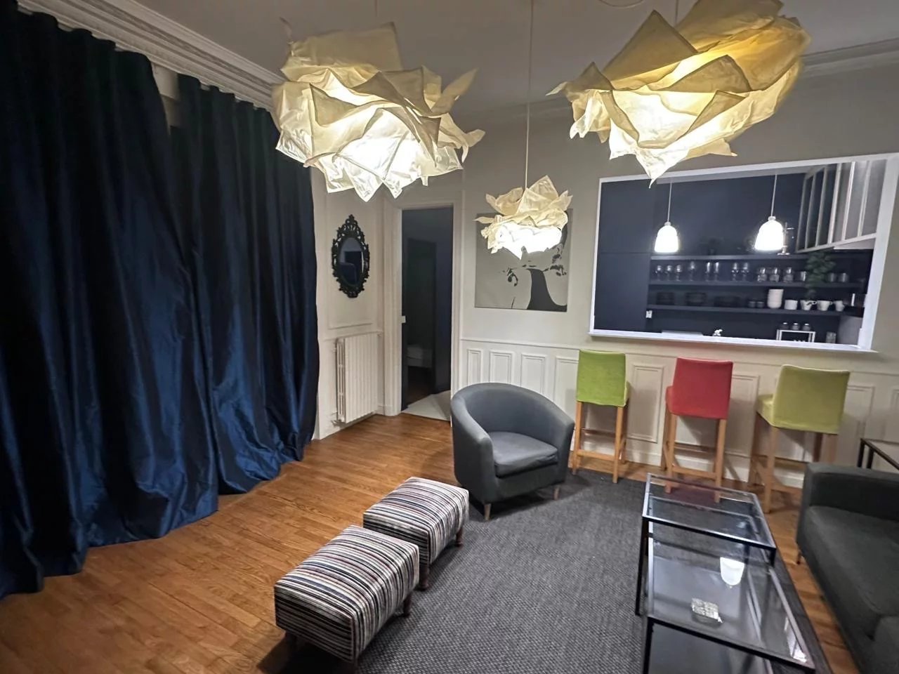 PARIS XVII/ PLAINE MONCEAU/ WAGRAM / 47m2 / 2 PIECES / TERRASSE - Image 1