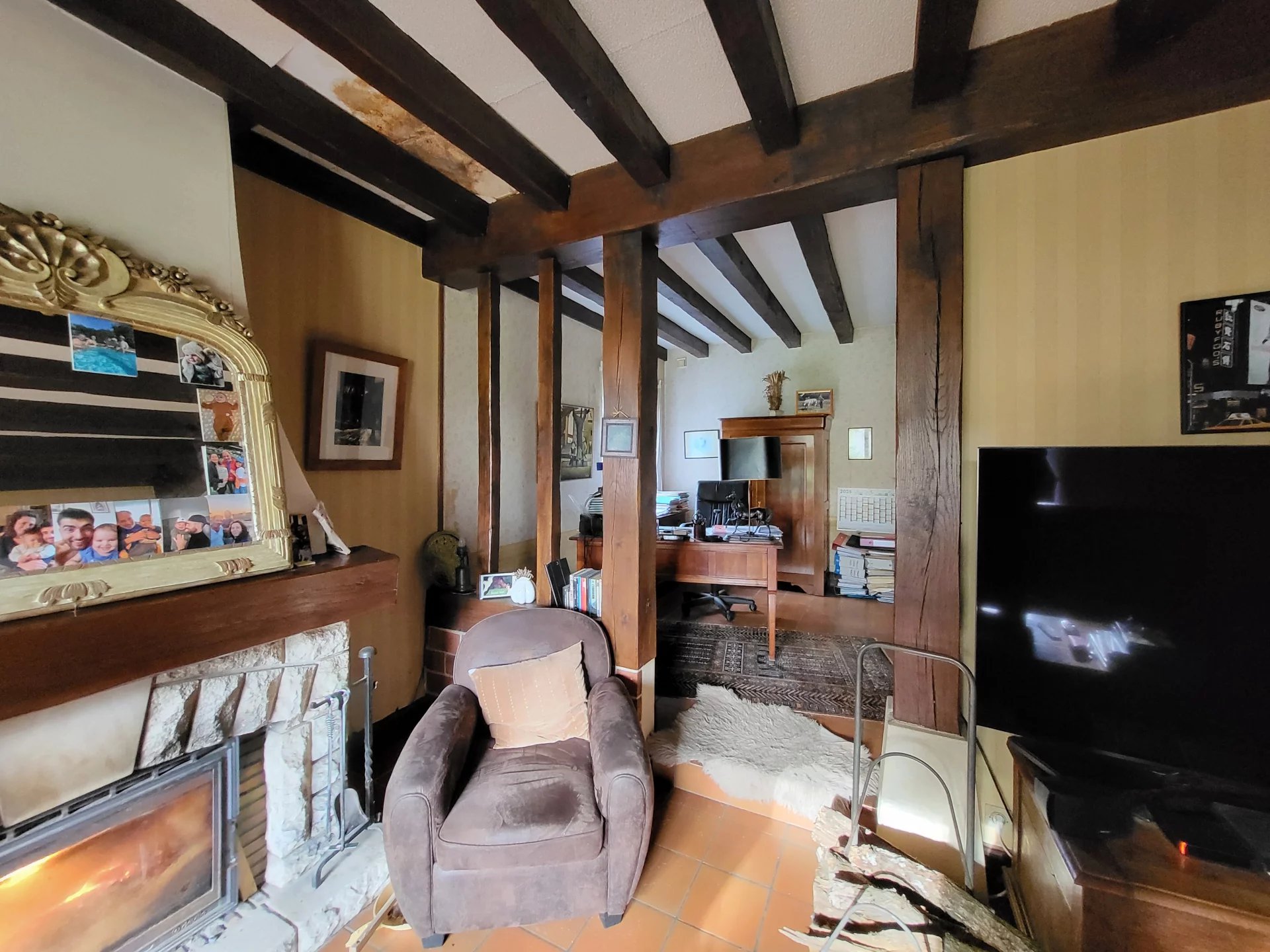 House in Saint-Savin - Image 5