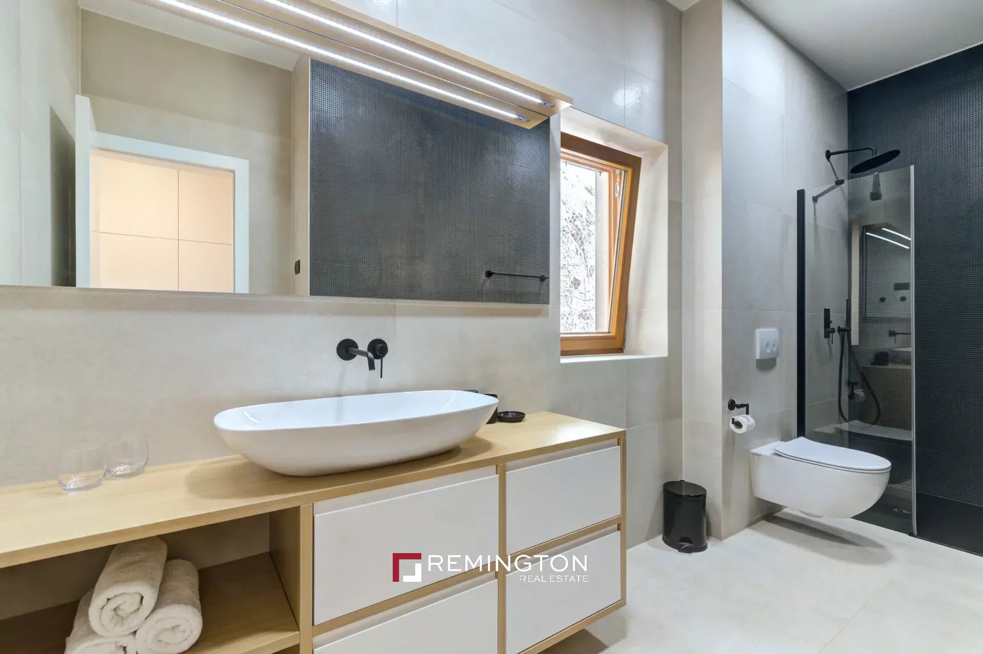 1 Bedroom Apartment/Flat's Image 3