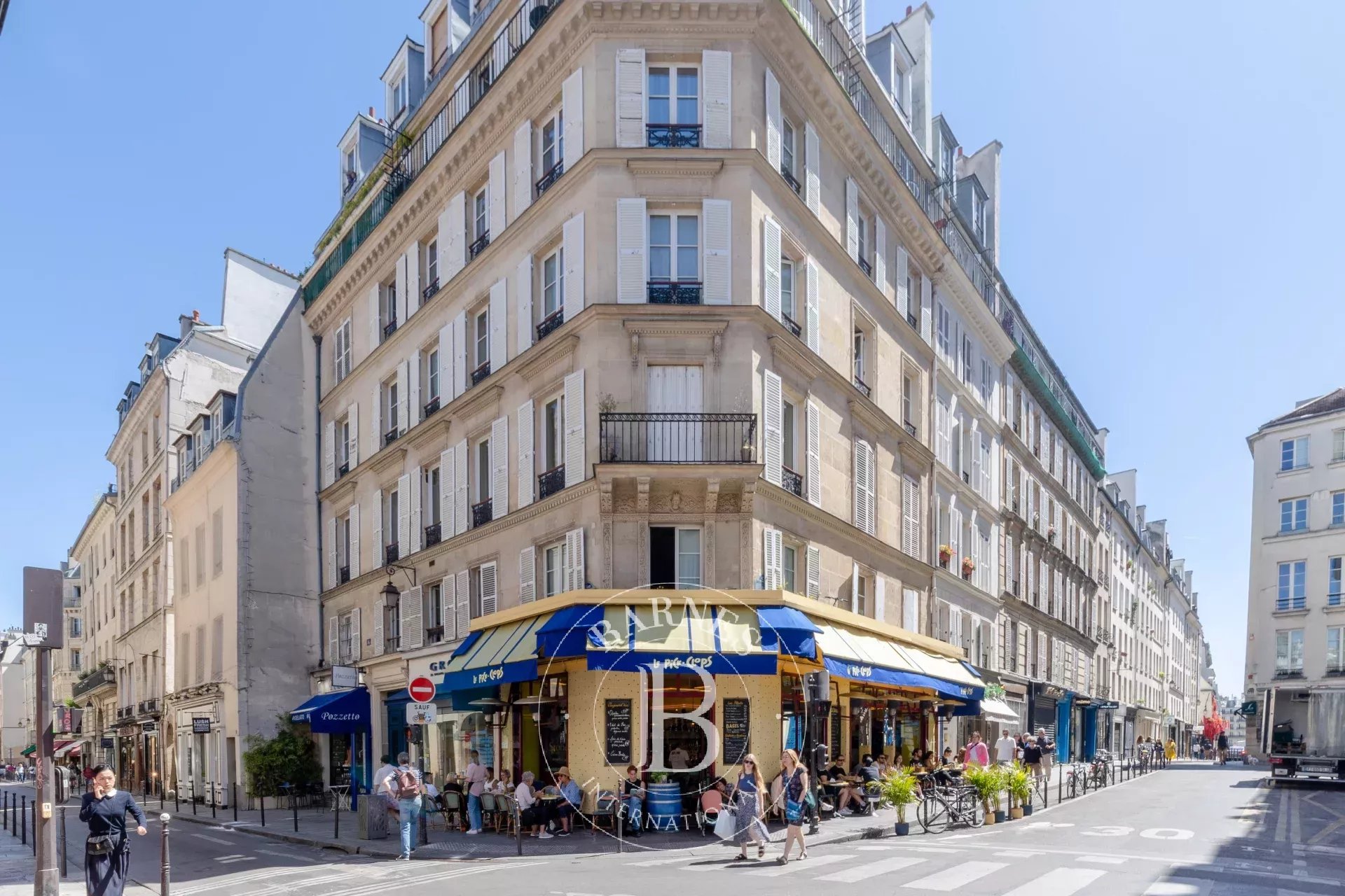 Daire Paris 4ème - picture 15