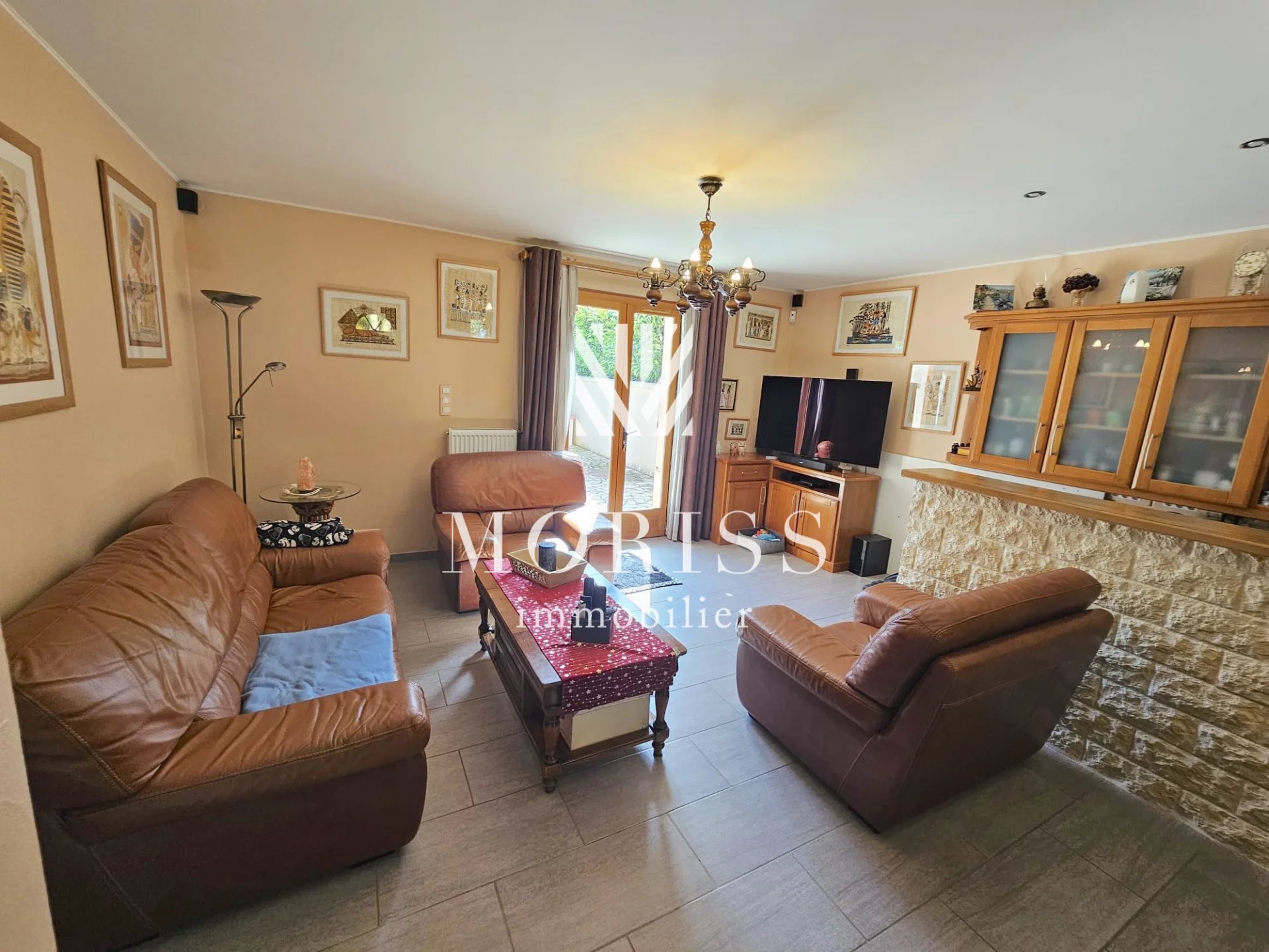 VENTE MAISON 6 PIÈCES - SERRIS - Image Array