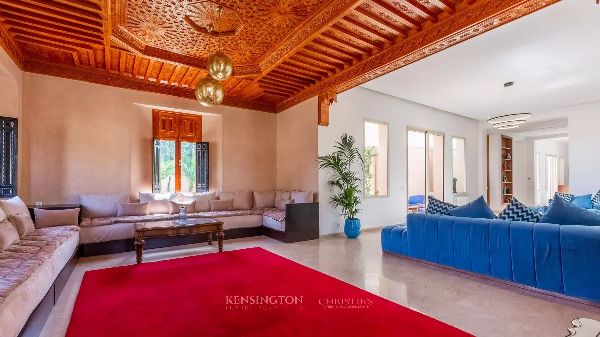 5 Bedroom Villa/Townhouse's Image 8