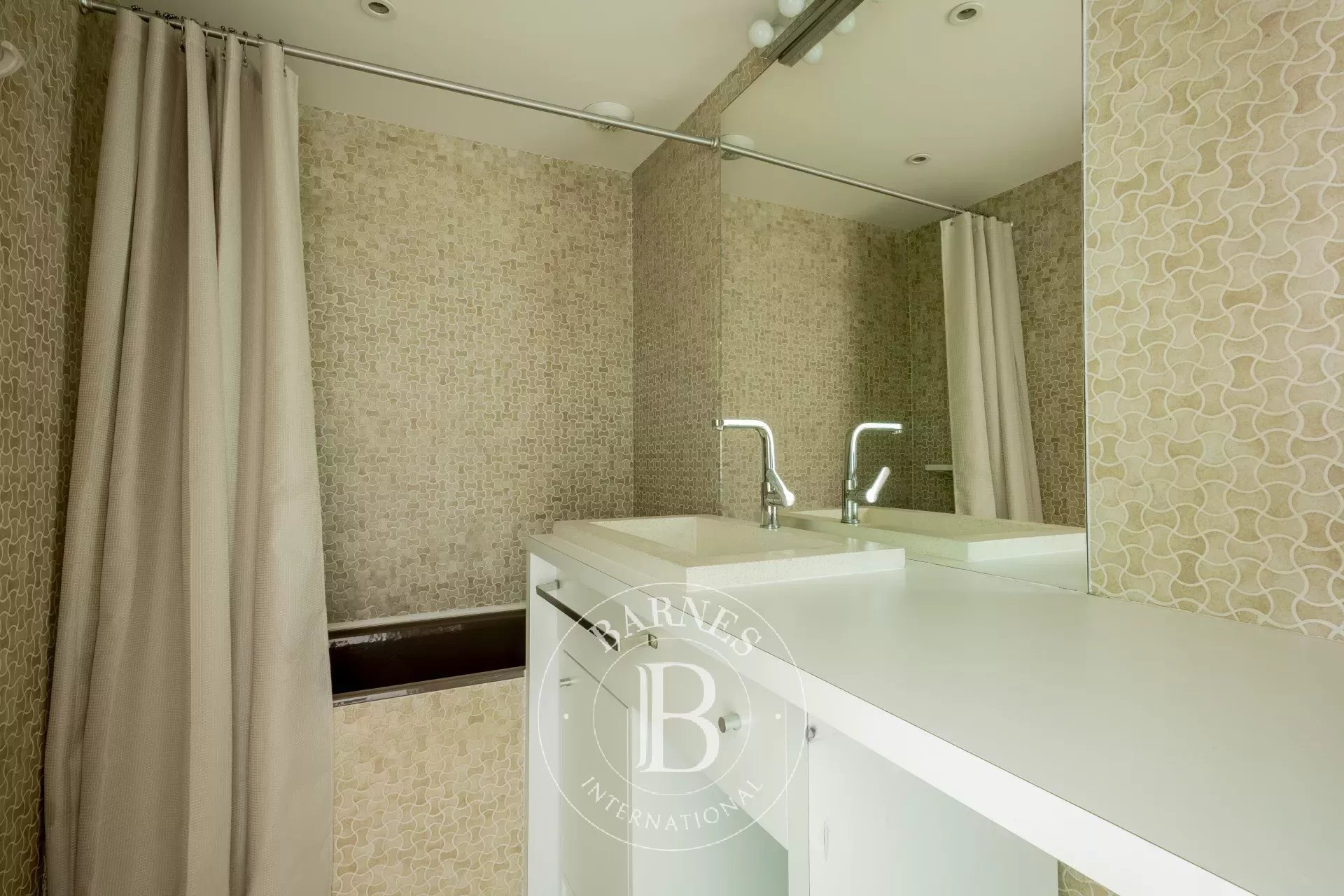 Daire Bordeaux - picture 19