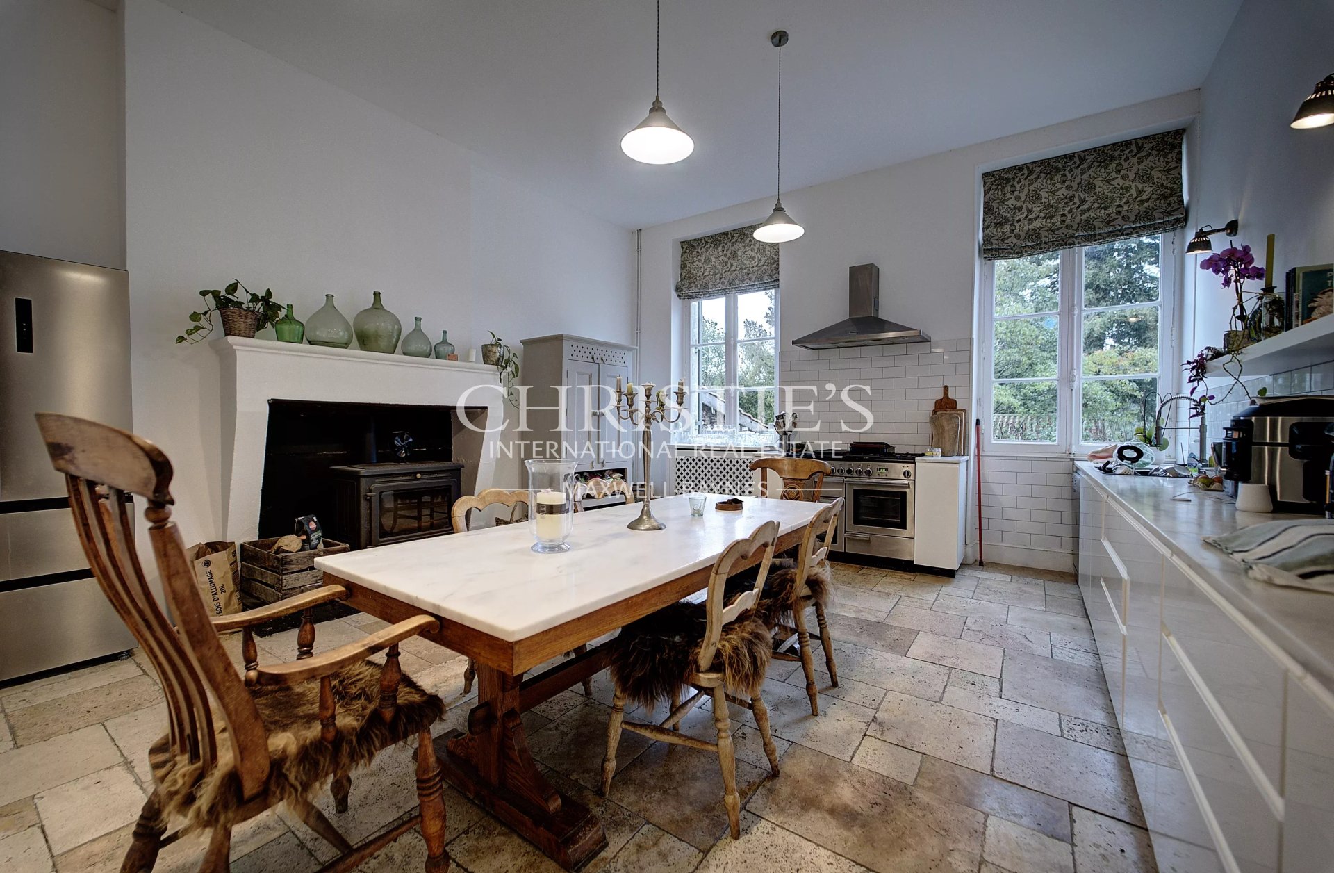 10 Bedroom Villa/Townhouse's Image 12