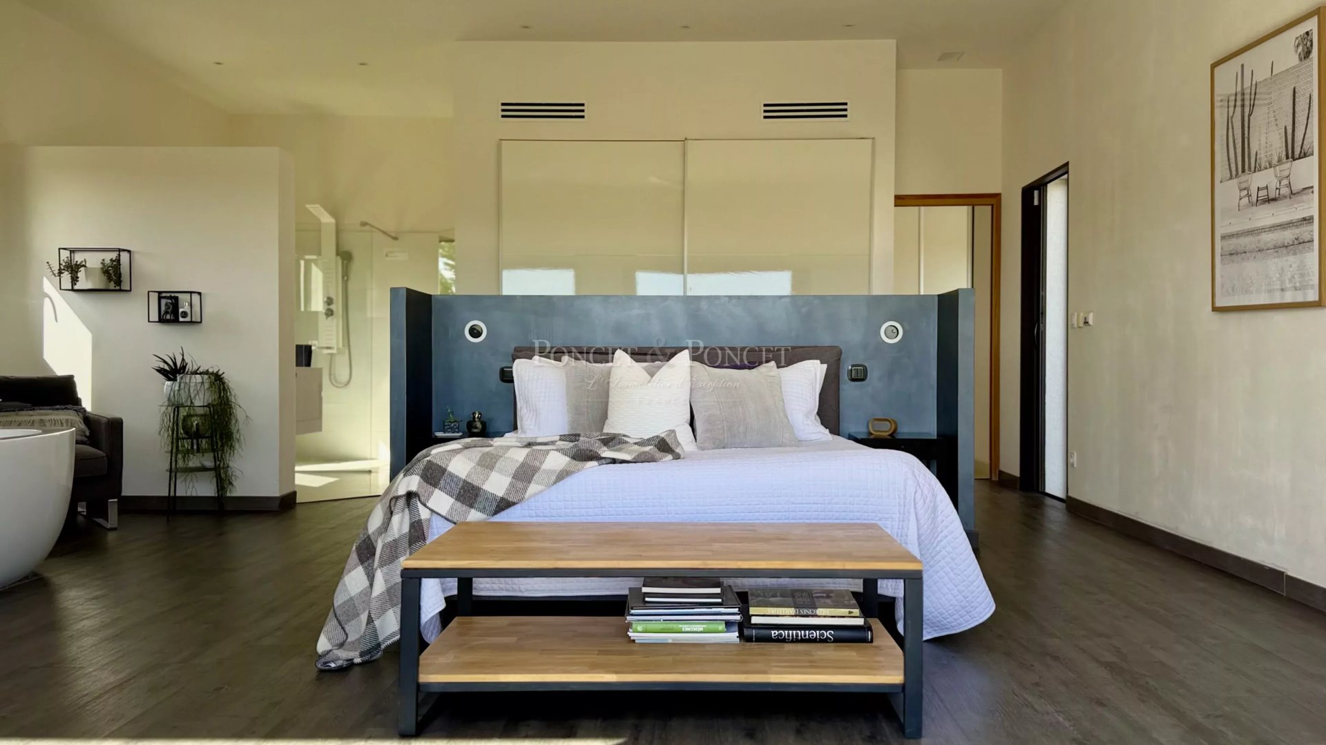 5 Bedroom Villa/Townhouse's Image 12
