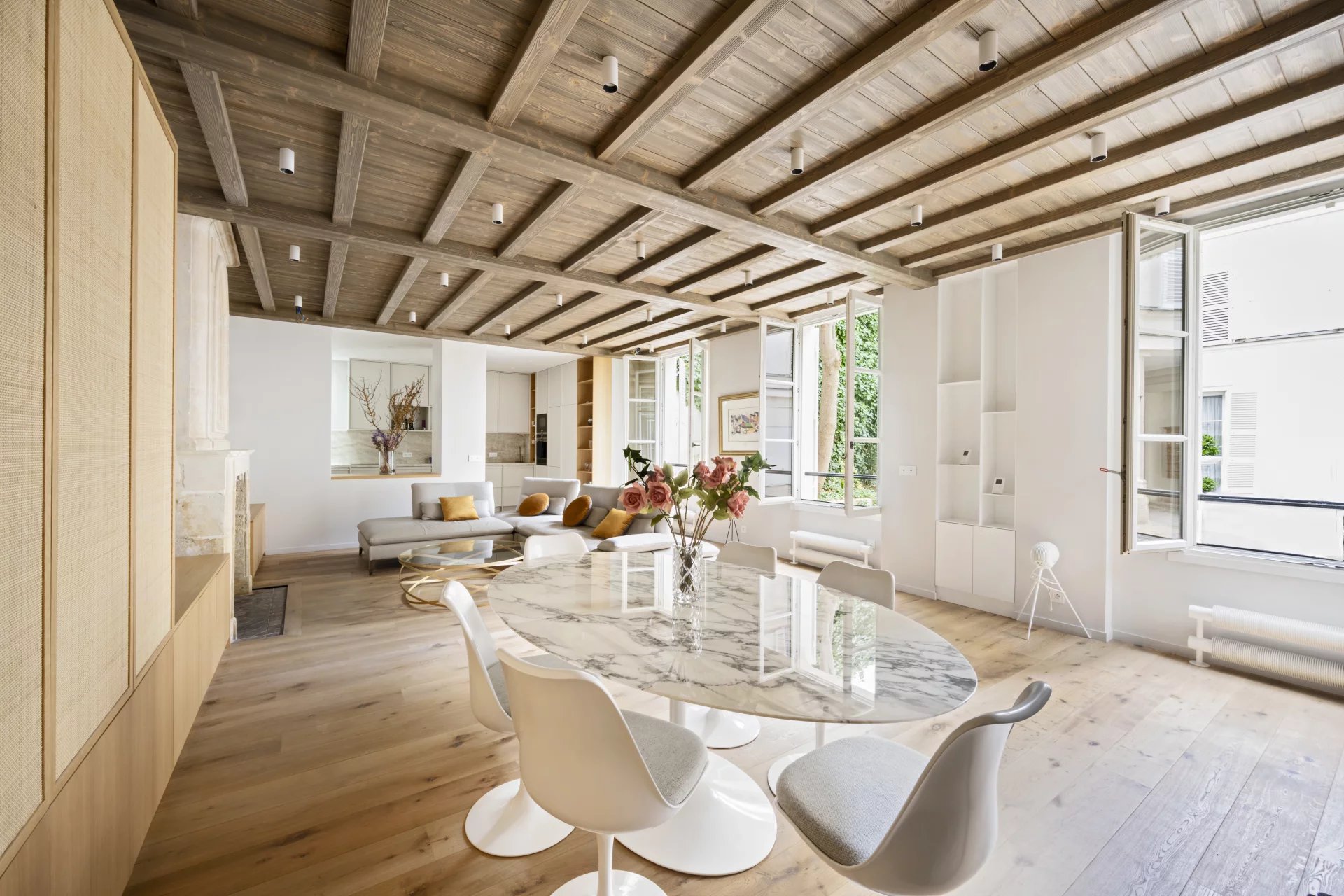 Sale House Paris 7th Saint-Thomas-d'Aquin