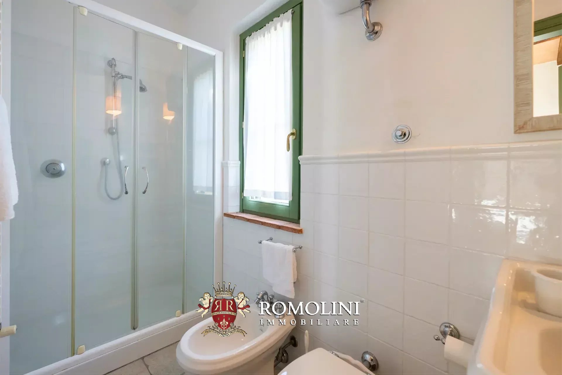 AGRITURISMO CON CENTRO BENESSERE IN VENDITA IN MAREMMA, TOSCANA