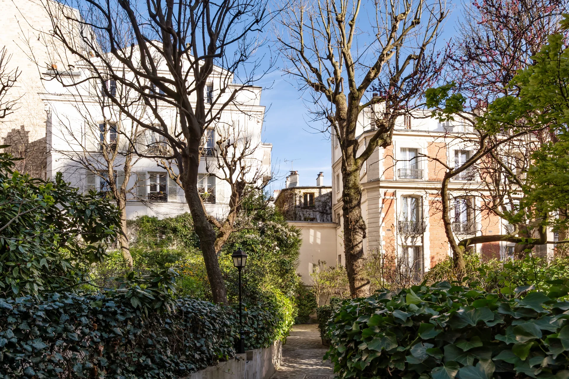 Paris 18e - VILLA DES PLATANES