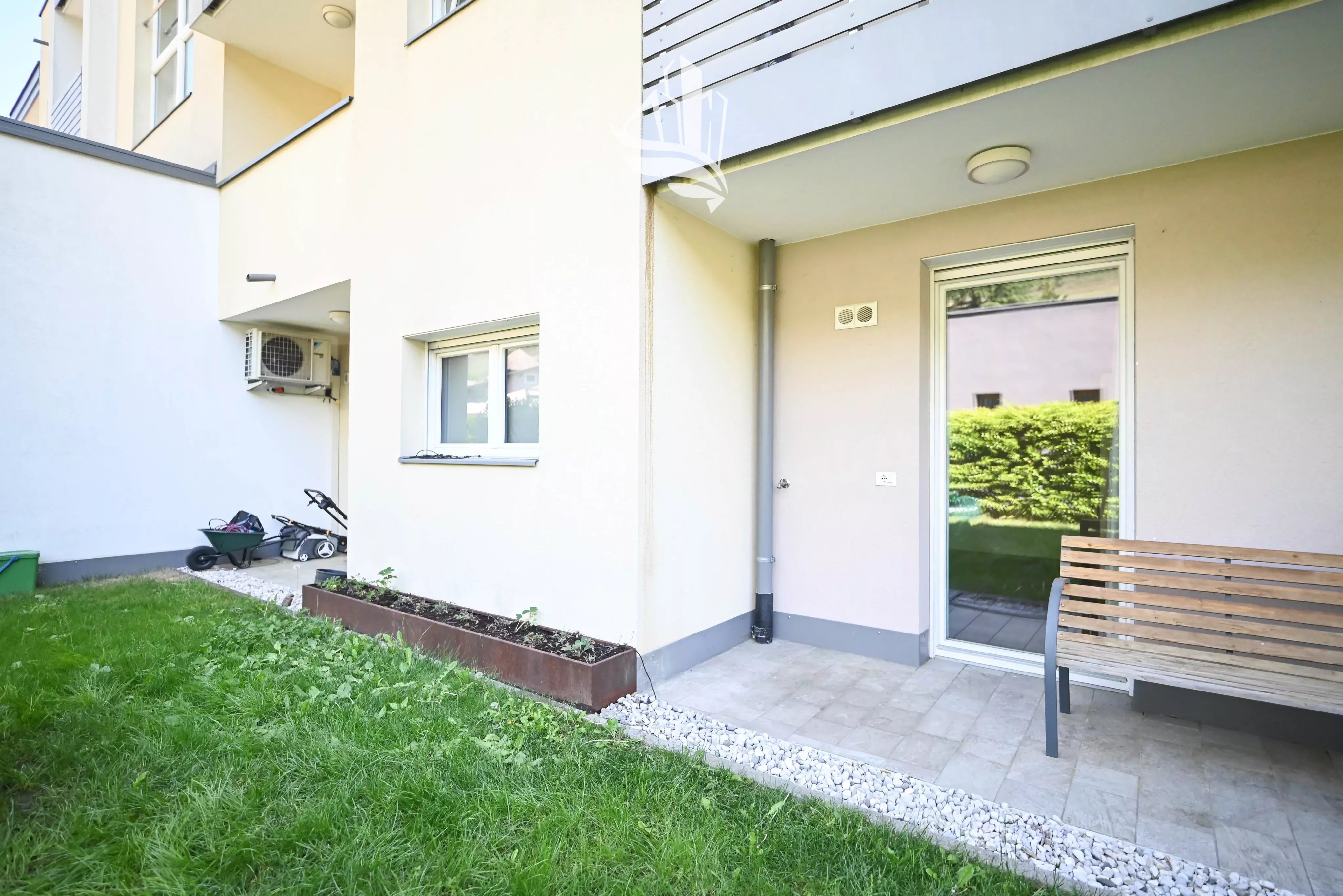 Gartenwohnung mit Doppelgarage in Lana