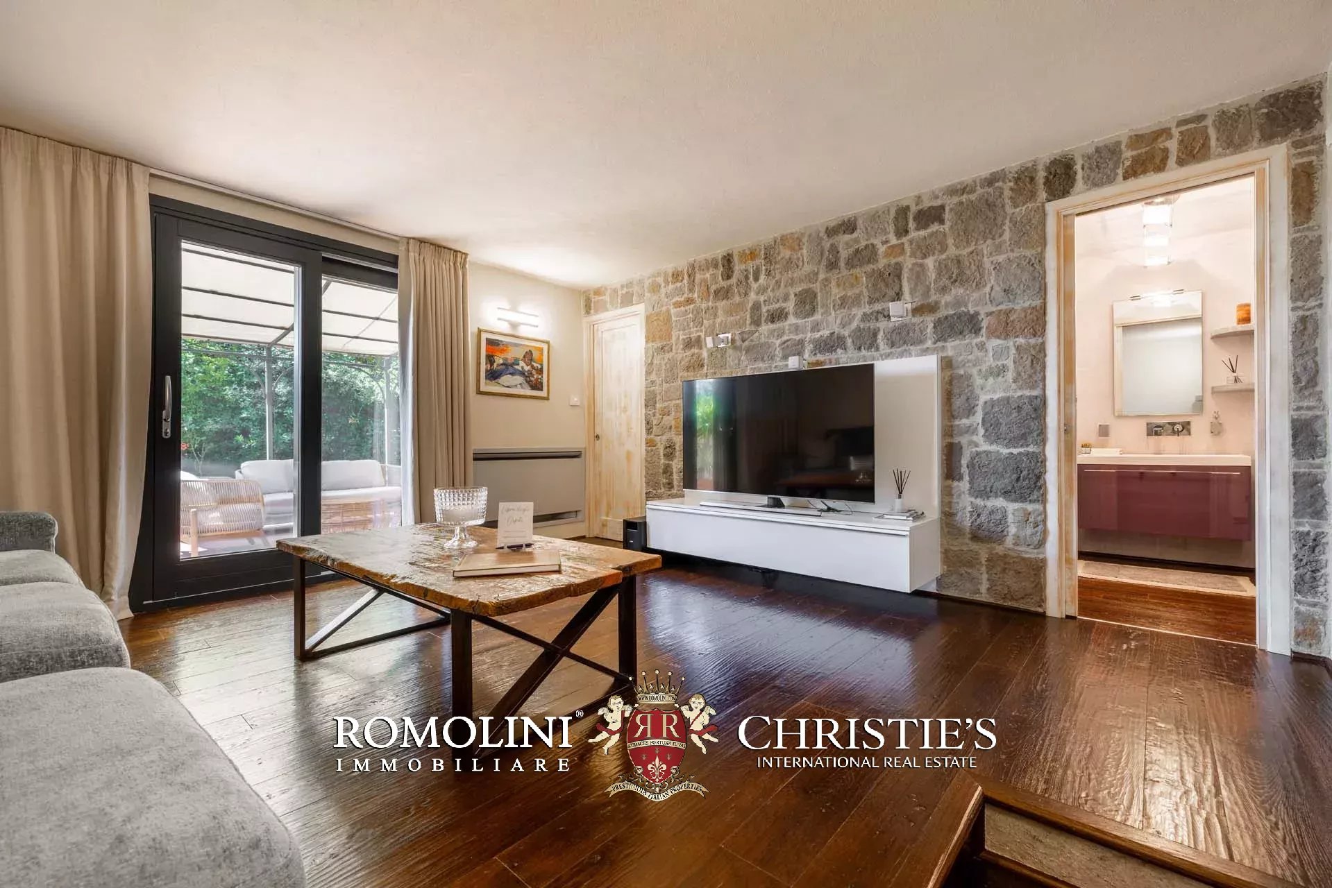 3 Bedroom Villa/Townhouse's Image 38