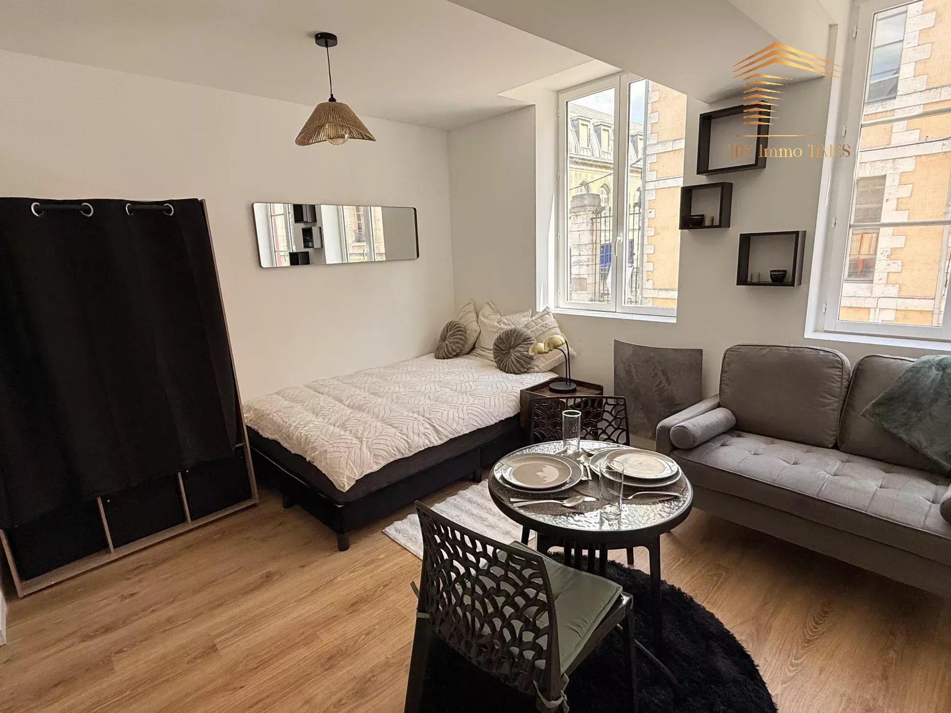 🏡 À VENDRE – Un grand studio meublé – Hyper centre rive droite - Photo 4