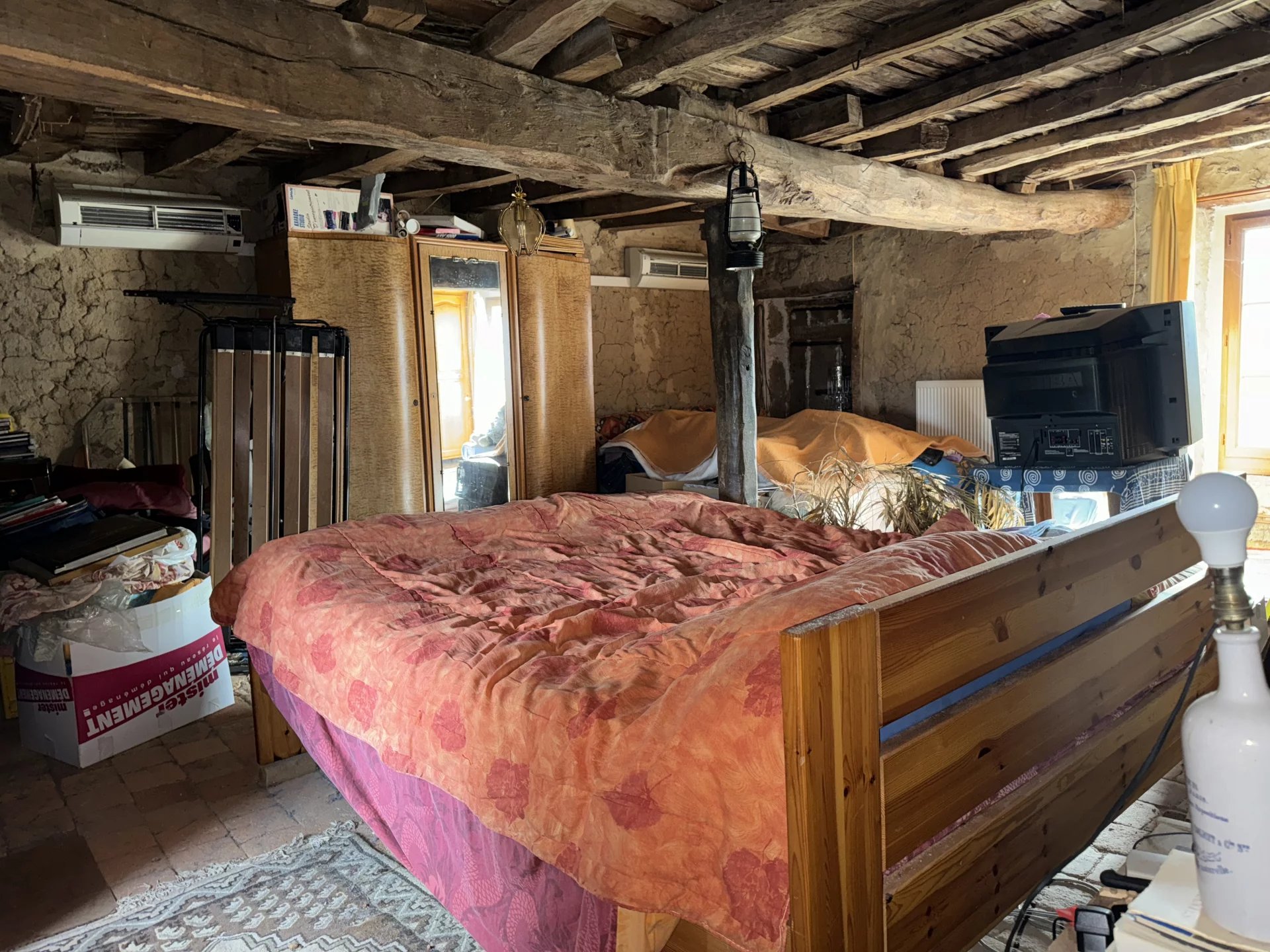 Farmhouse to renovate - Between Guéret and Jarnages