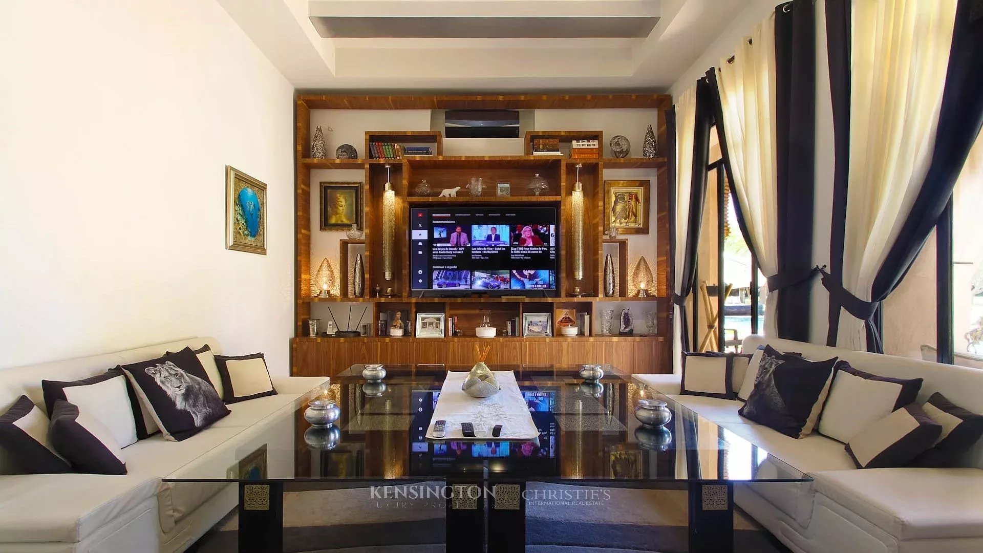 6 Bedroom Villa/Townhouse's Image 14
