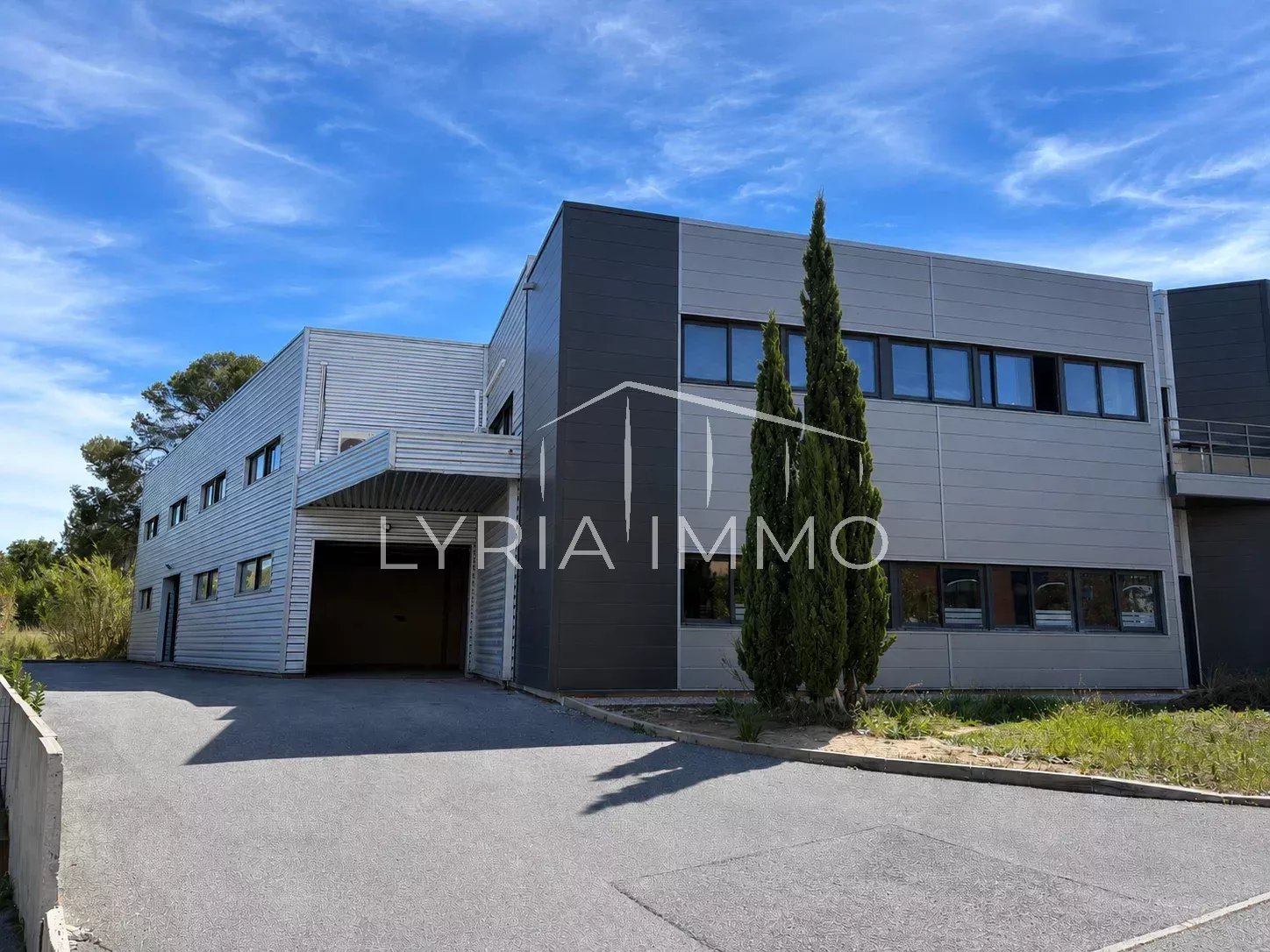 Agence immobilière de 