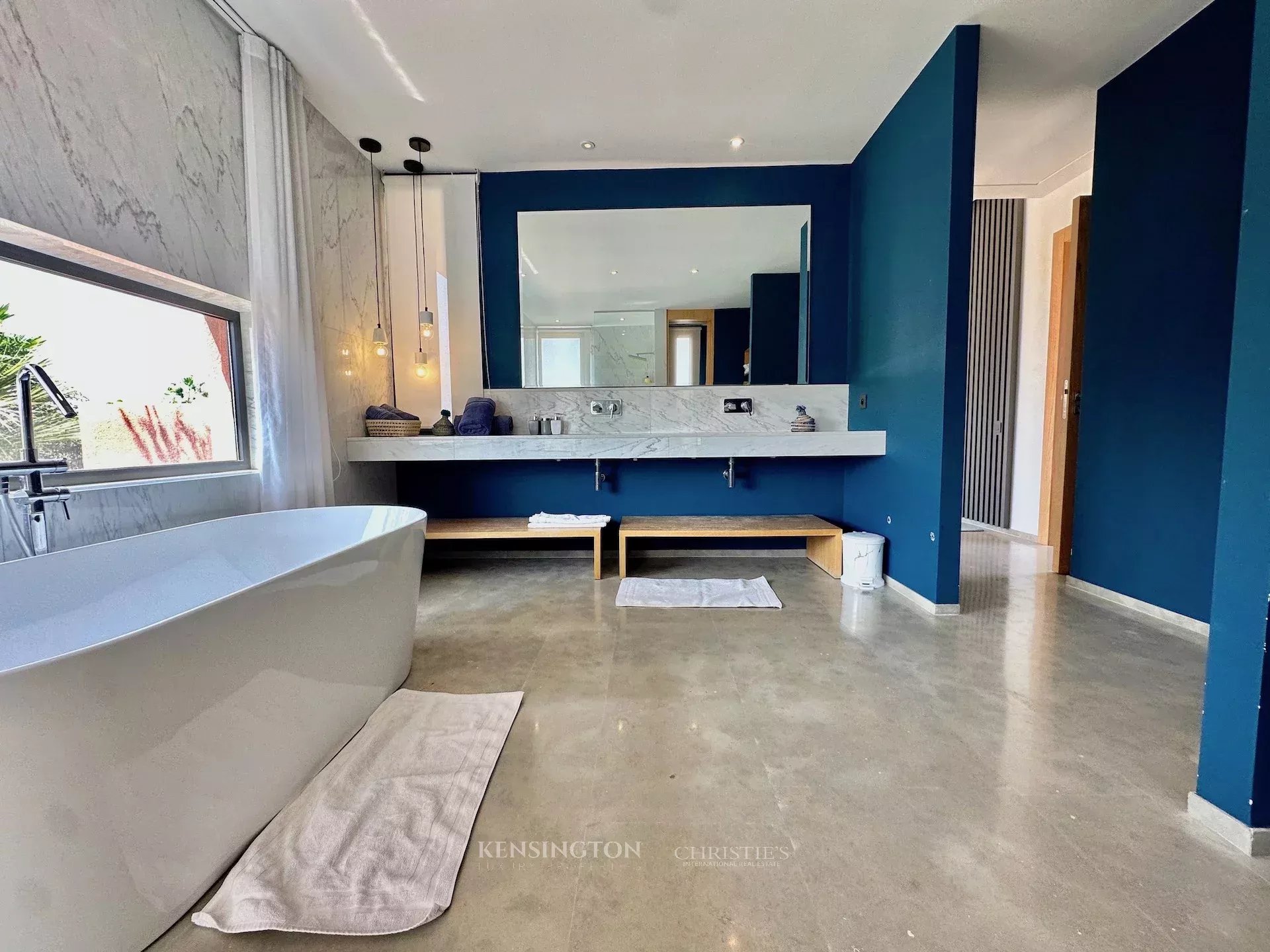 4 Bedroom Villa/Townhouse's Image 28