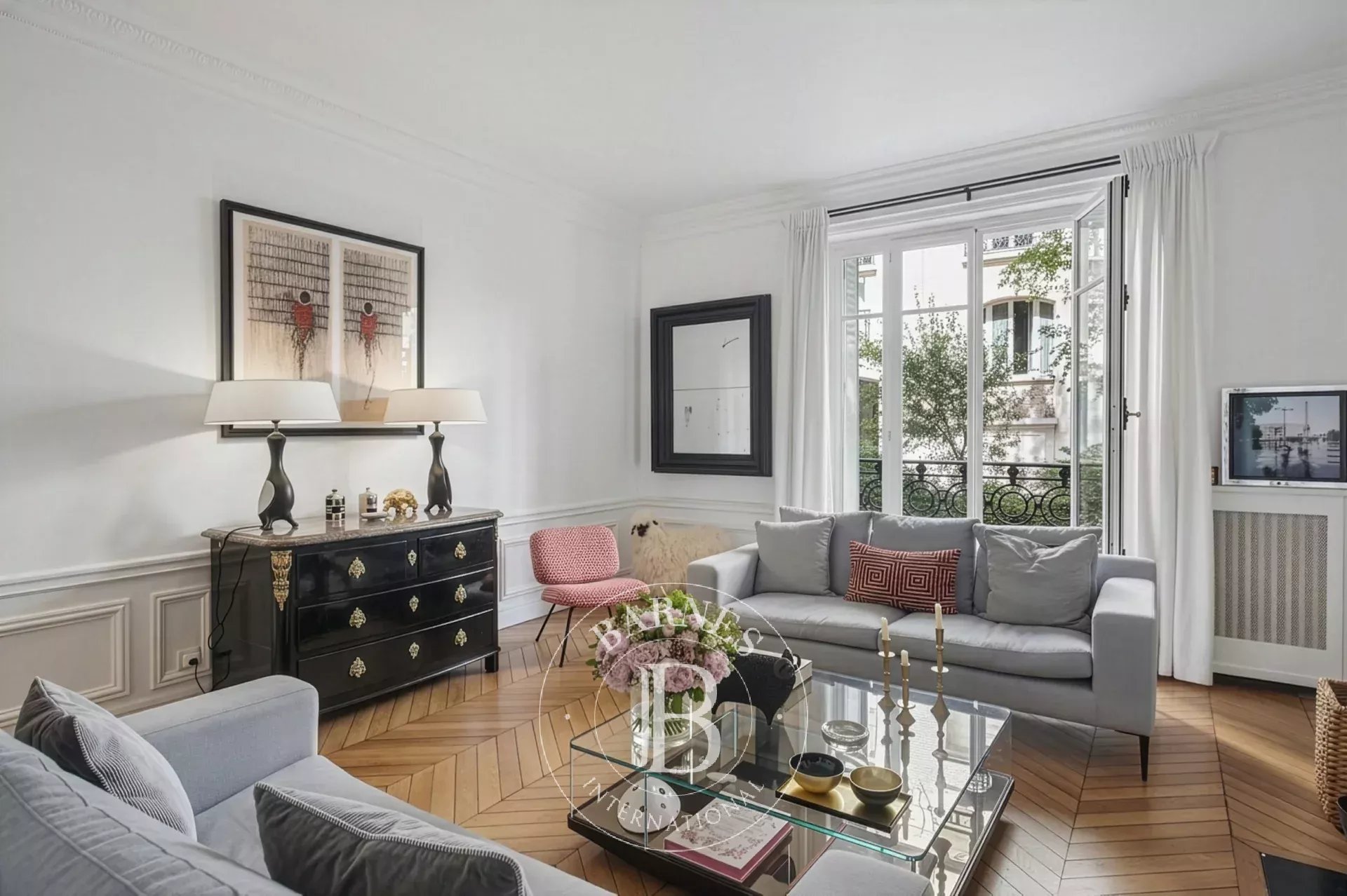 Apartment Paris 75016  -  ref 87106773 (picture 2)