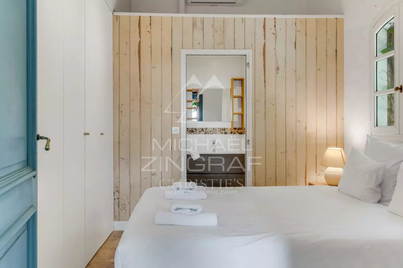 5 Bedroom Villa/Townhouse's Image 6