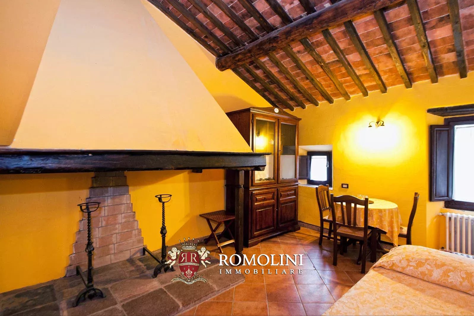 53 Bedroom Vineyard's Image 39
