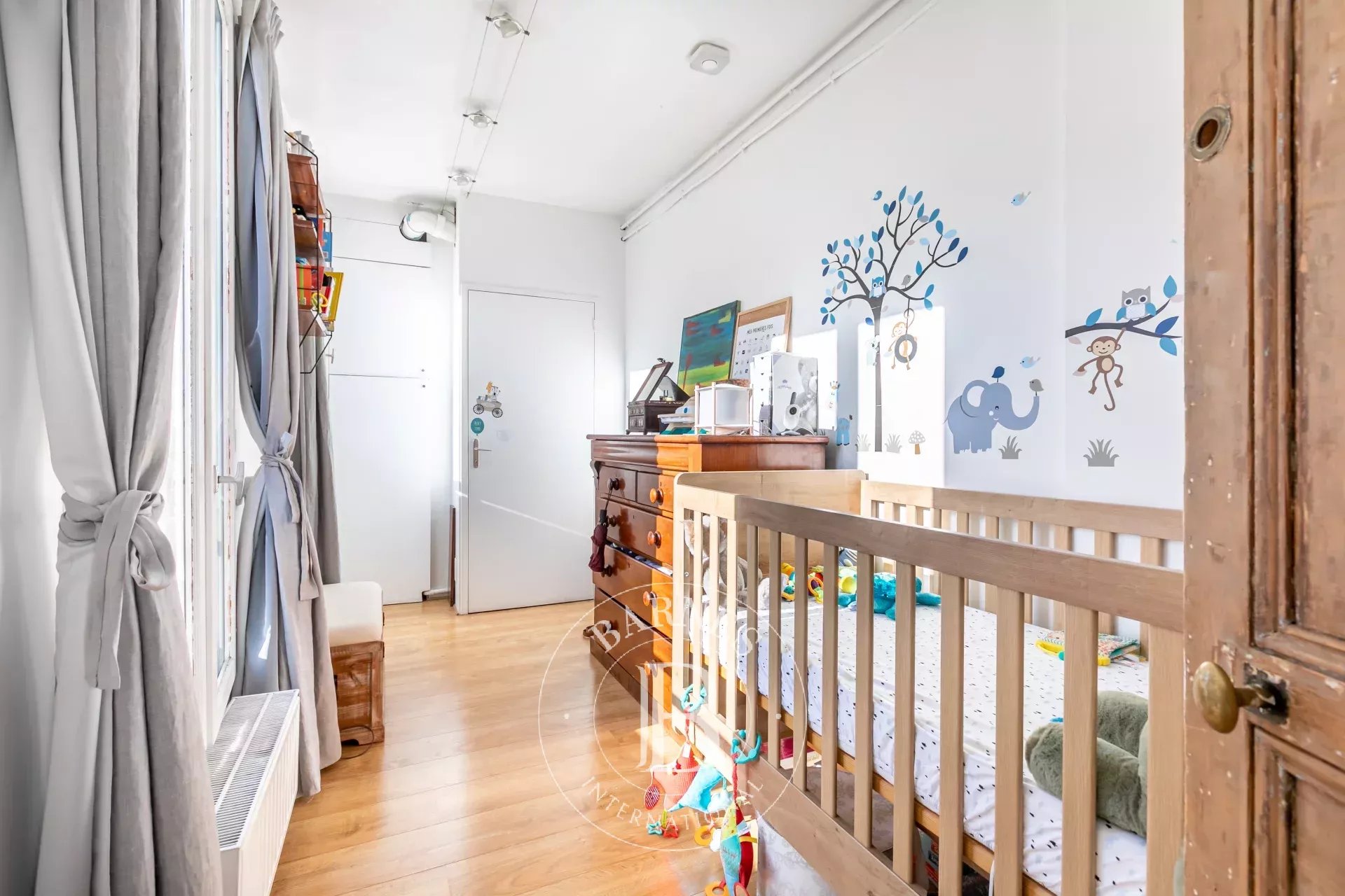 Daire Paris 10ème - picture 6