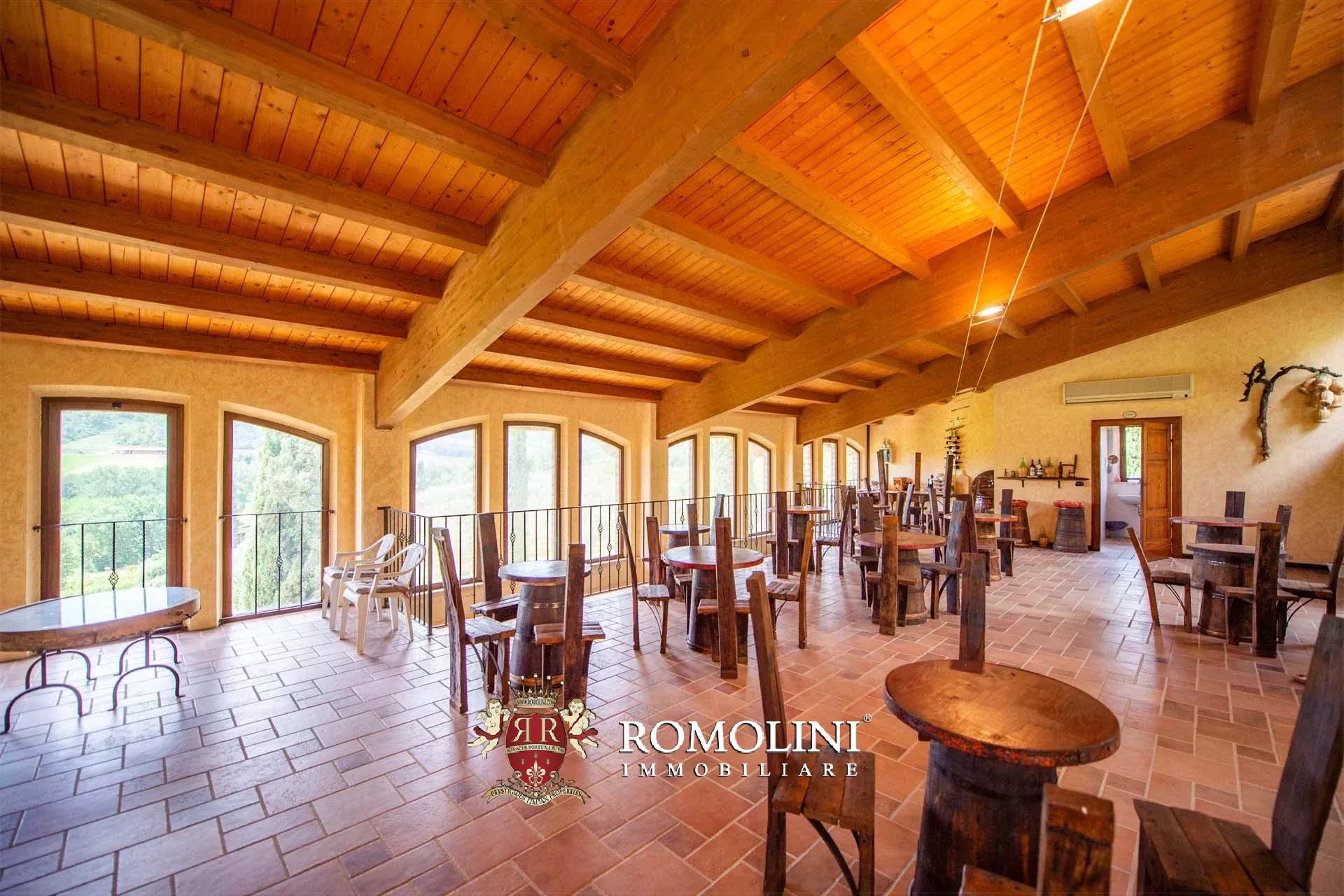 2 Bedroom Vineyard's Image 24