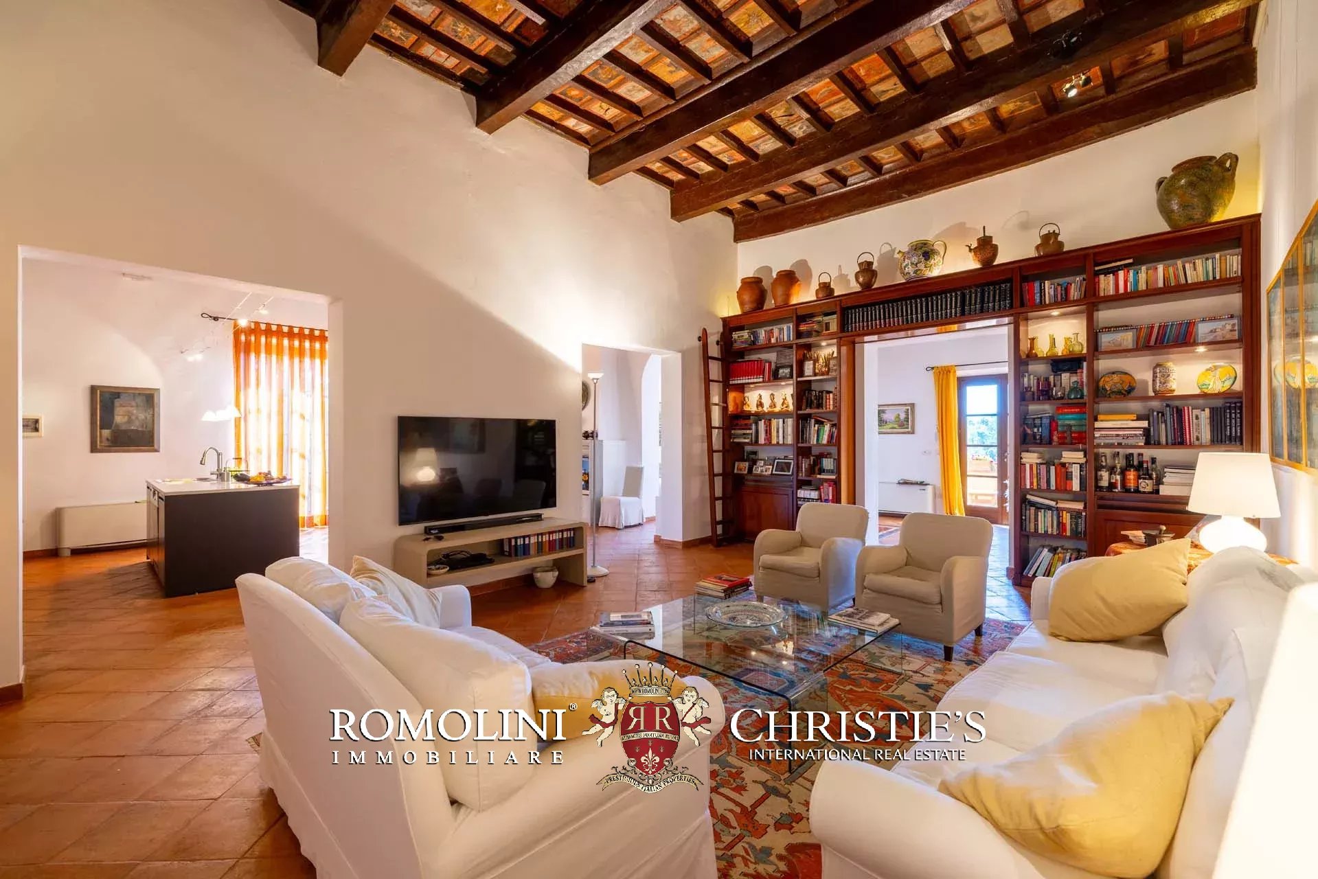 37 Bedroom Villa/Townhouse's Image 32