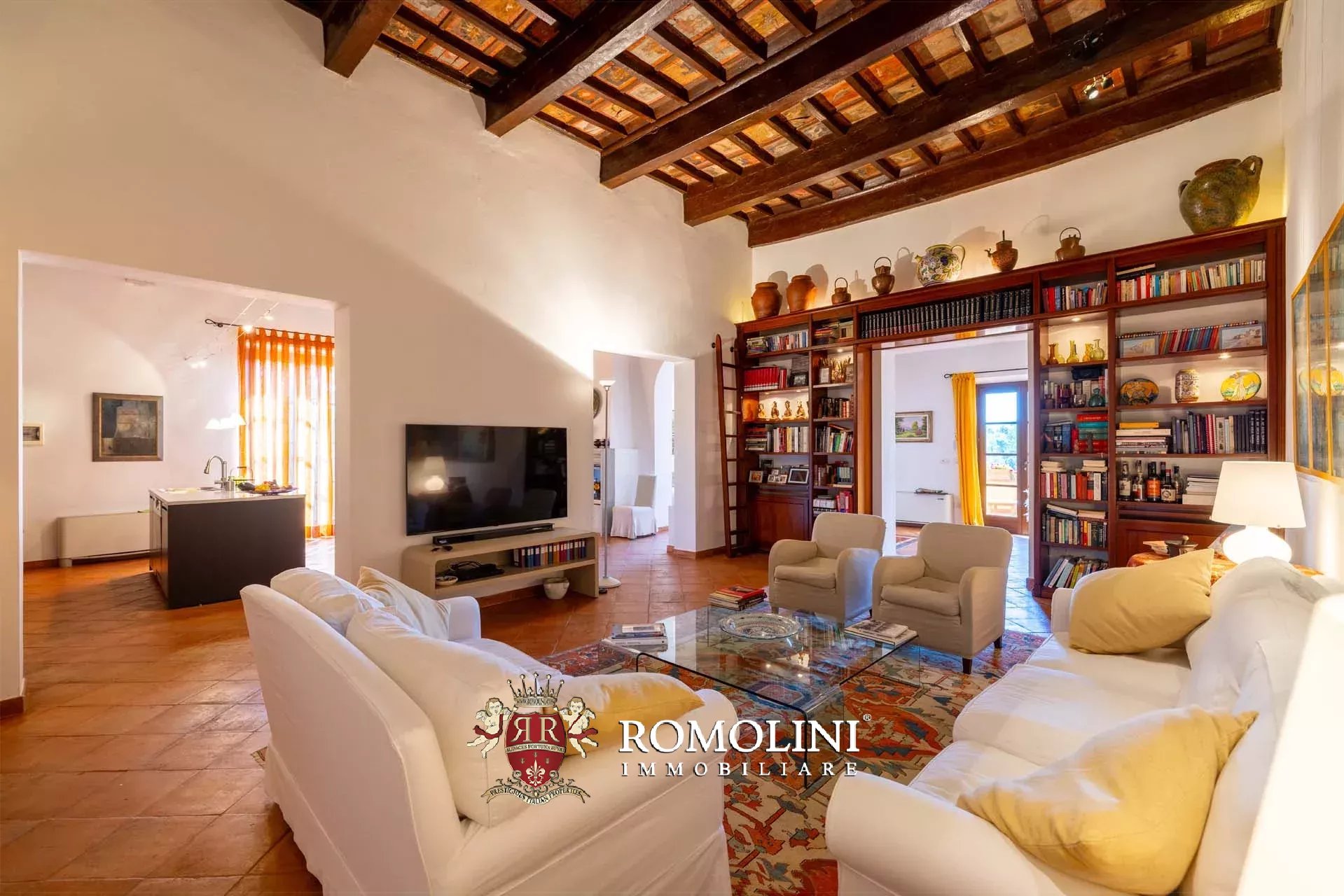37 Bedroom Villa/Townhouse's Image 32