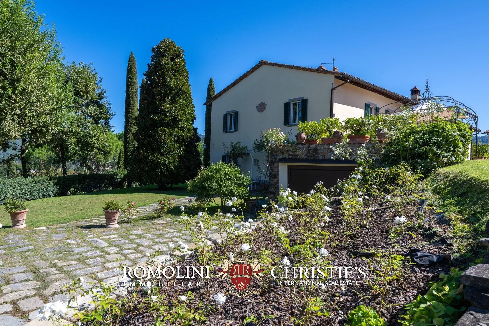4 Bedroom Villa/Townhouse's Image 13
