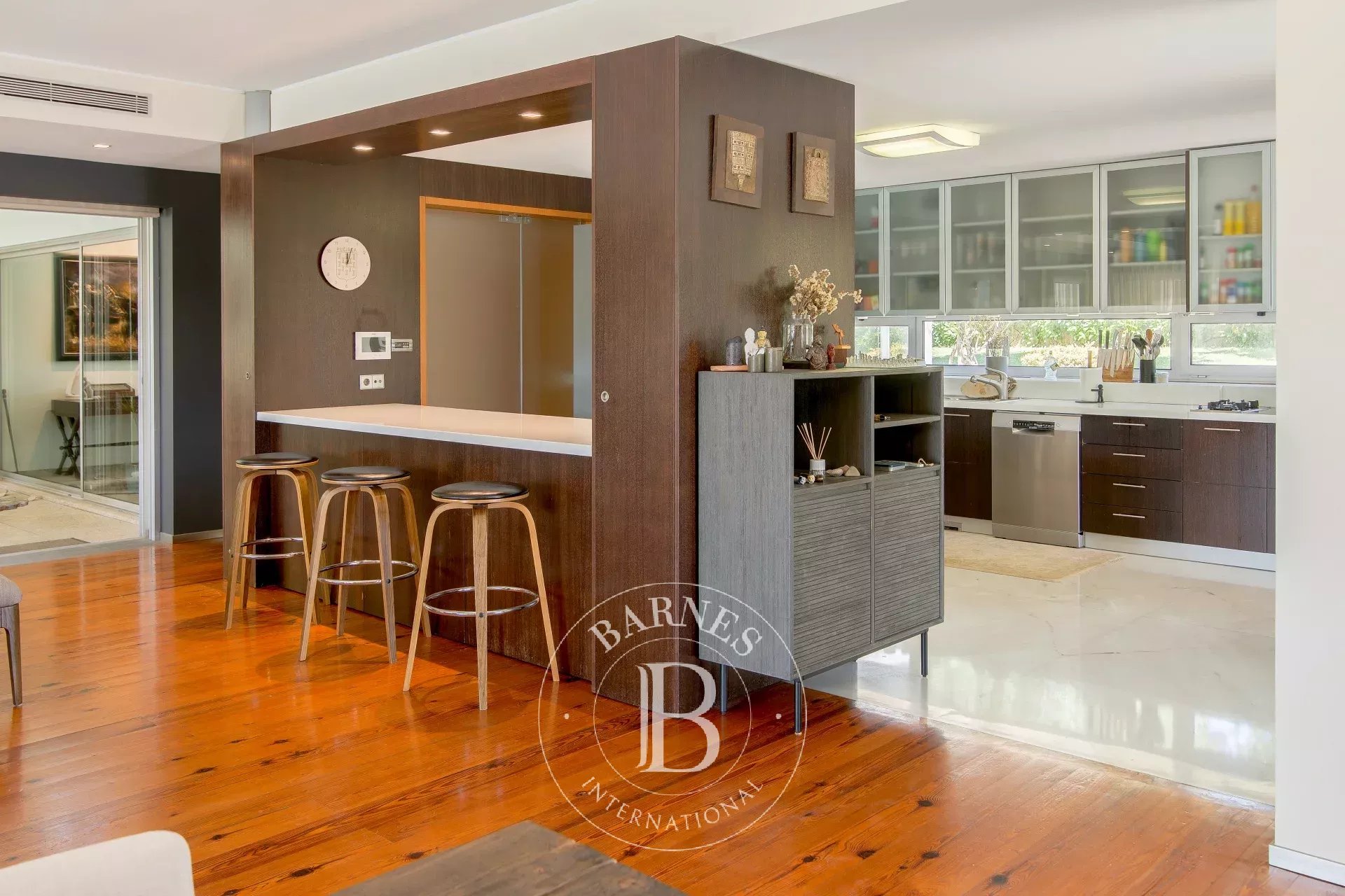 Villa de charme avec jardin et piscine Villa de charme avec jardin et piscine