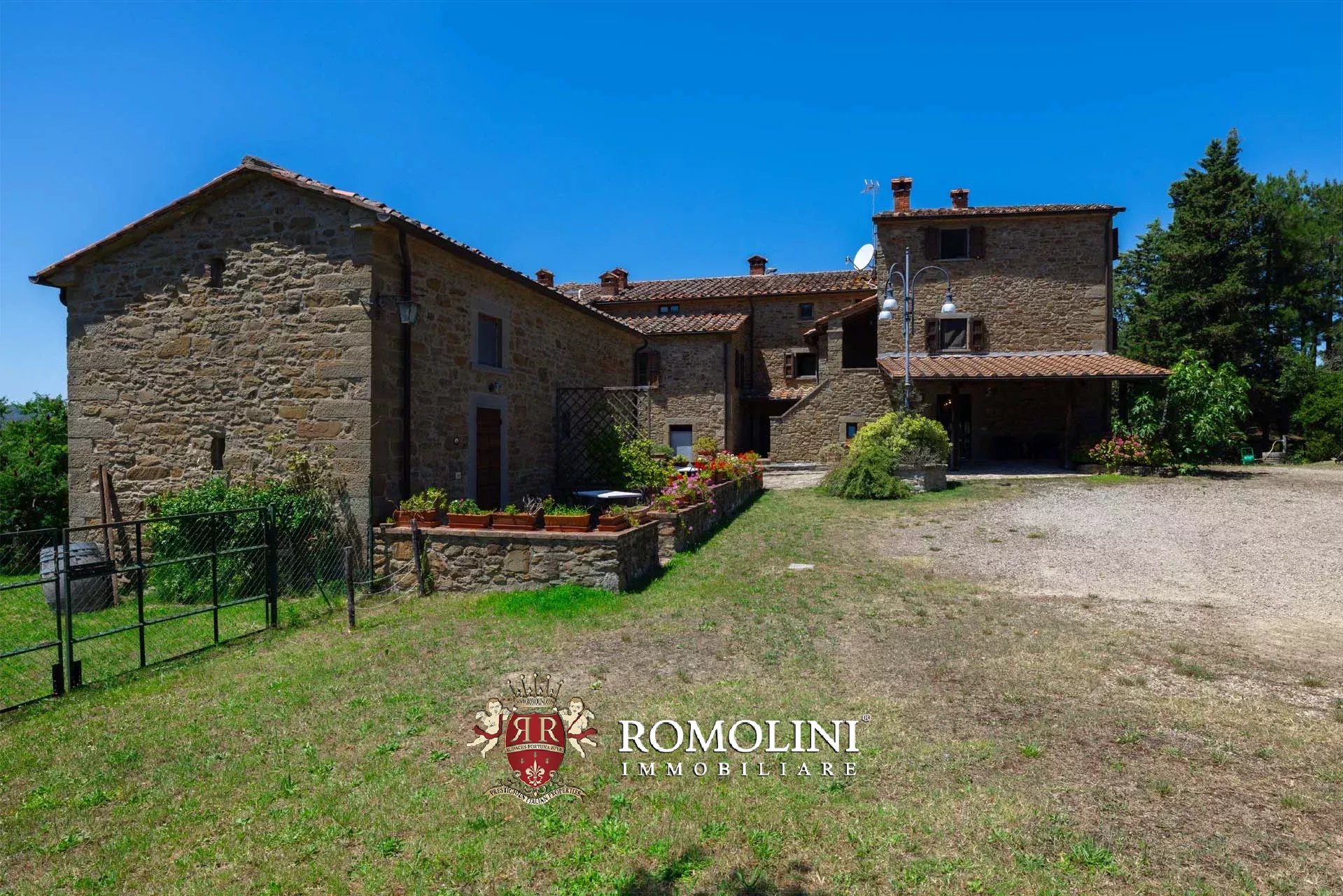 16 Bedroom Villa/Townhouse's Image 21