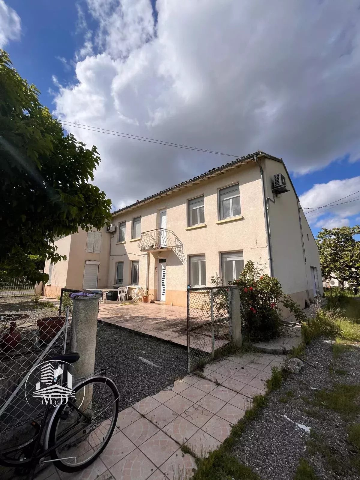 Agence immobilière de 