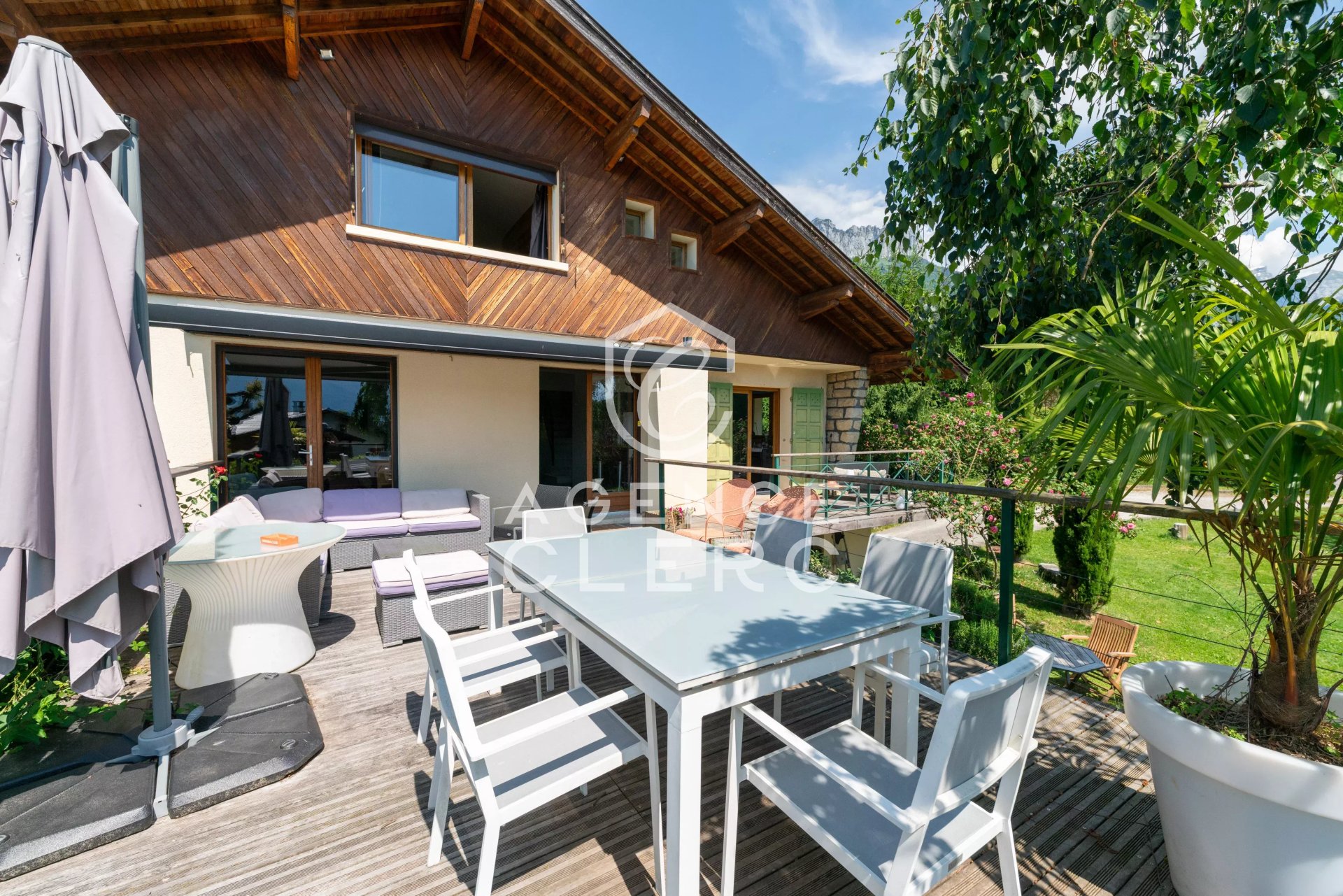 4 Bedroom Villa/Townhouse's Image 9