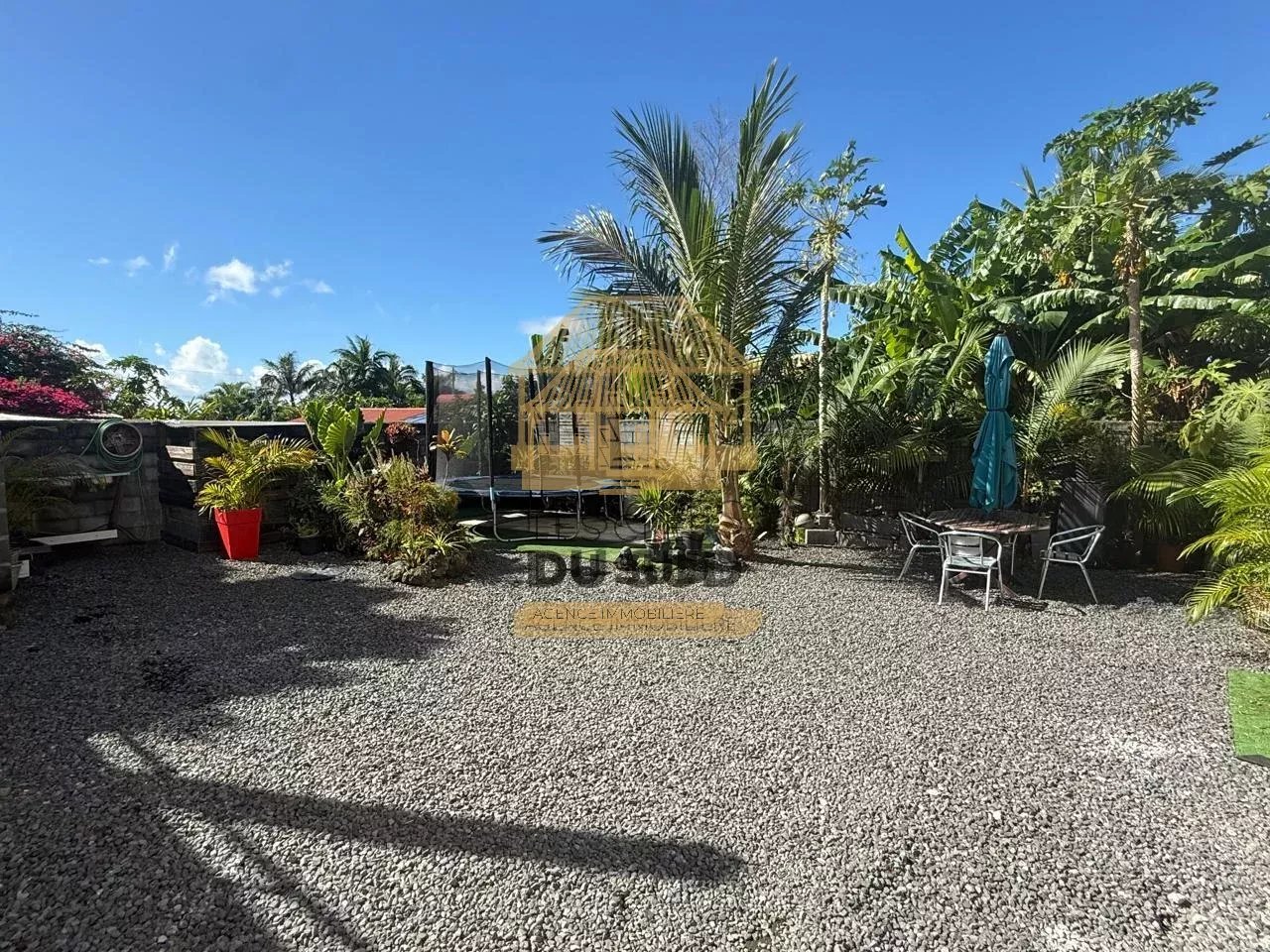 A VENDRE- MAISON DE TYPE T5 DE 106 M² ENVIRON - SAINT PHILIPPE - 247 000 €
